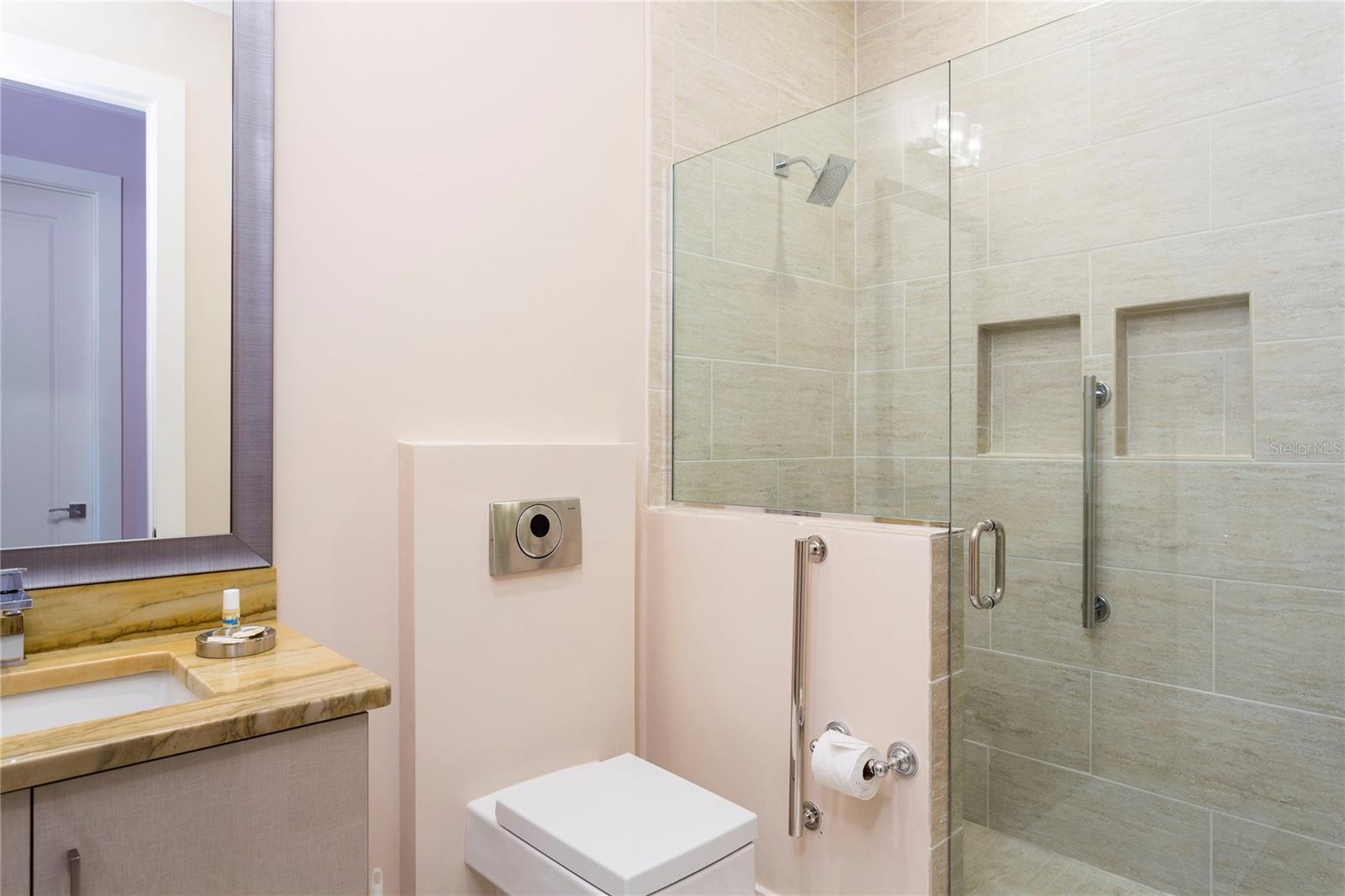 Image 58 of 77 For 905 Golden Bear Drive