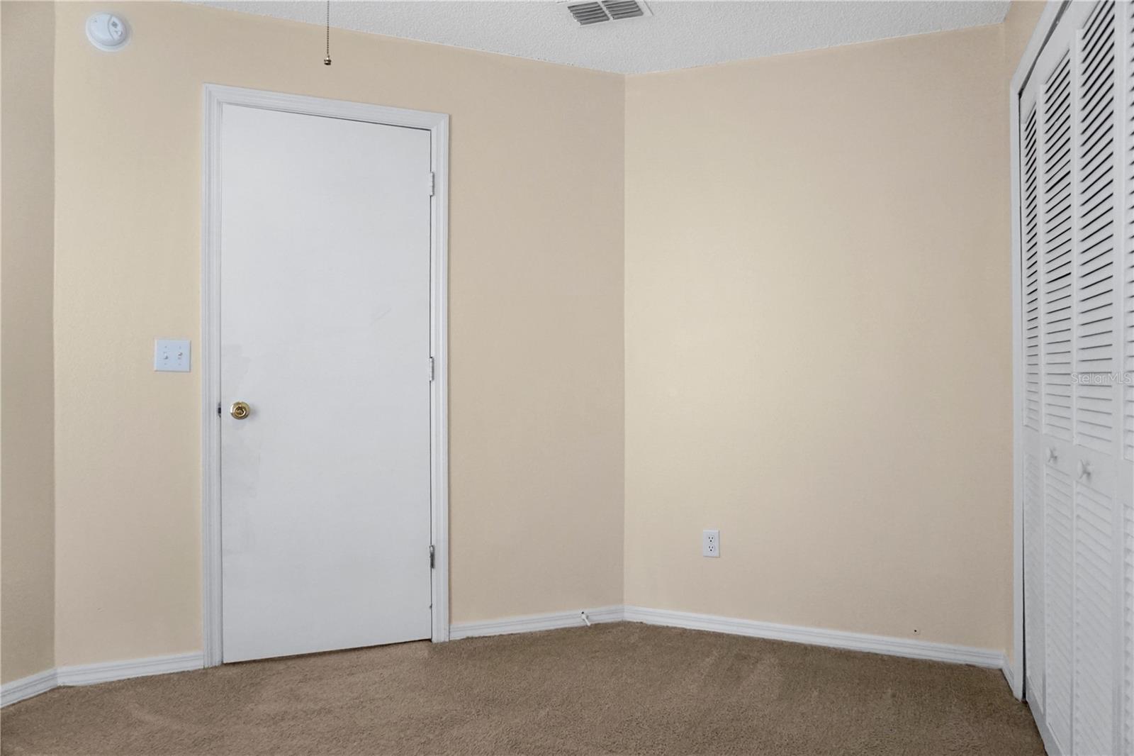 Image 8 of 14 For 322 Allison Avenue