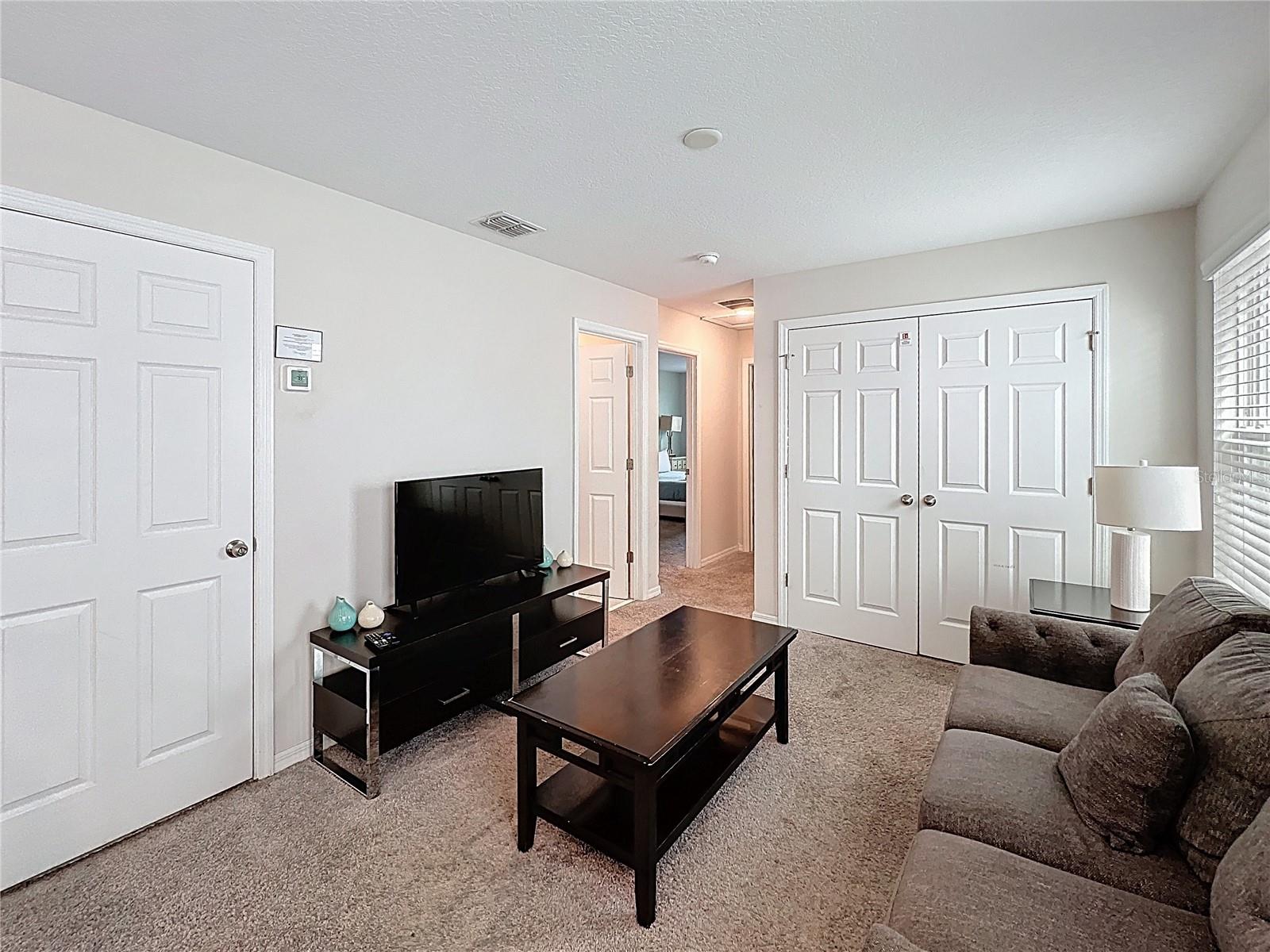 Image 13 of 41 For 1546 Carey Palm Circle