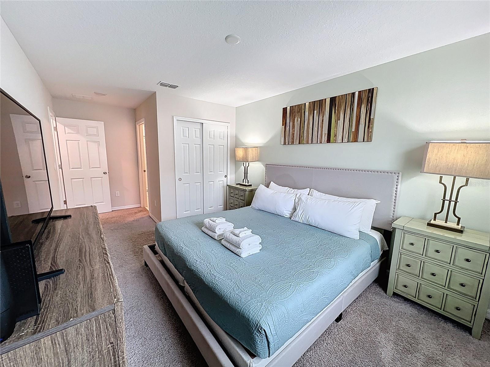 Image 23 of 41 For 1546 Carey Palm Circle