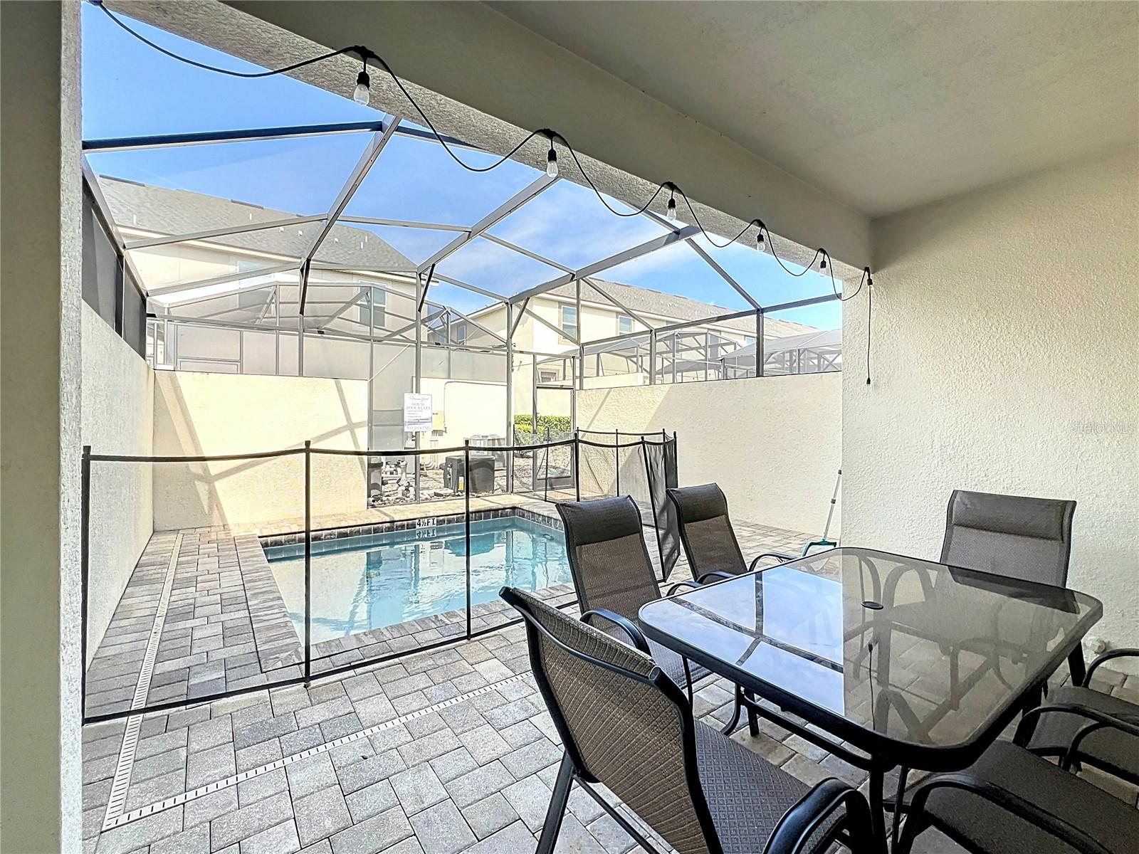 Image 29 of 41 For 1546 Carey Palm Circle