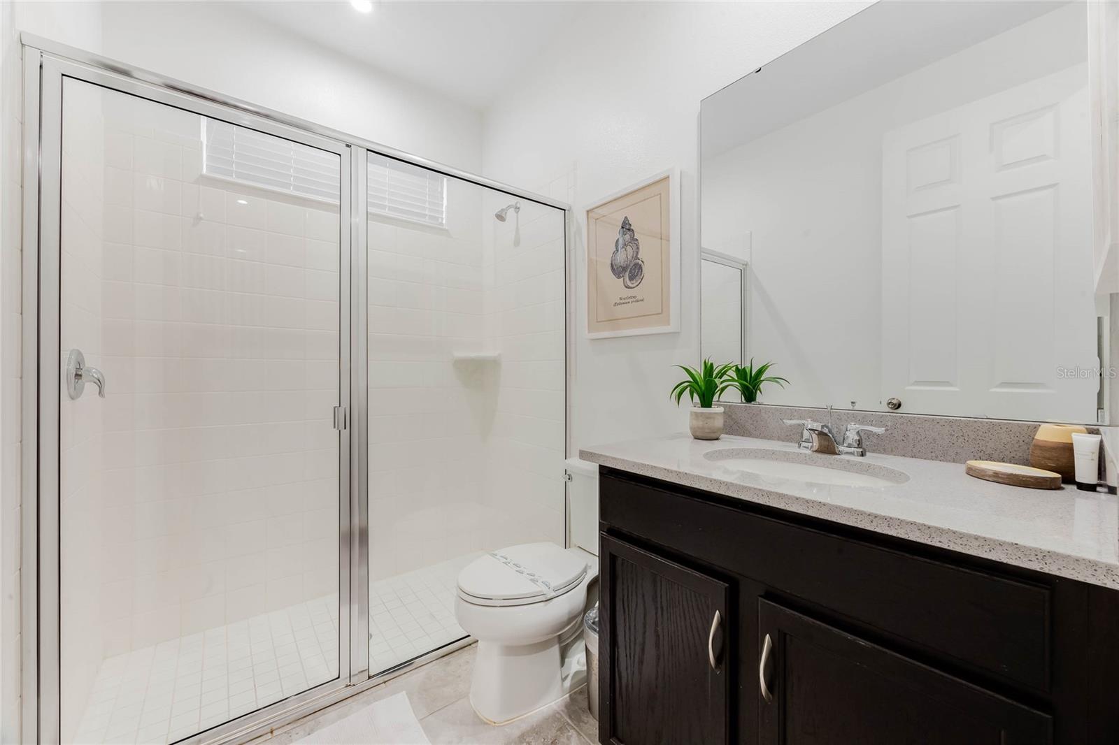 Image 17 of 41 For 8943 Amelia Downs Trail