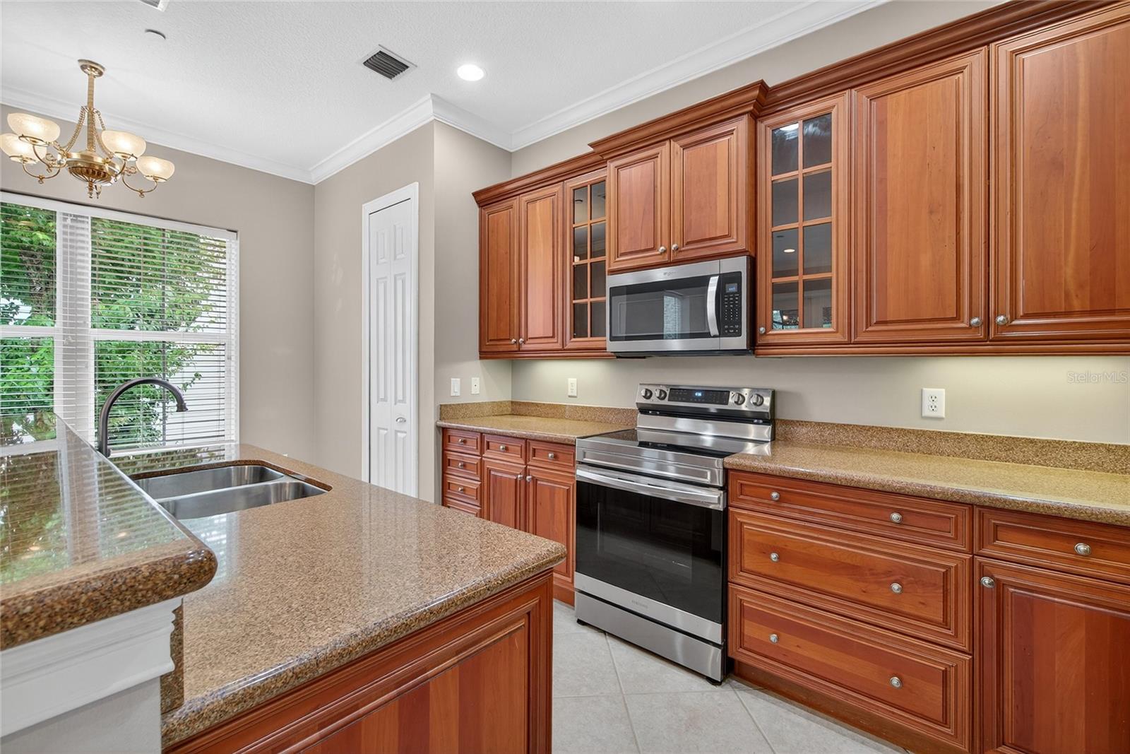 Image 16 of 66 For 762 Celebration Avenue 2301