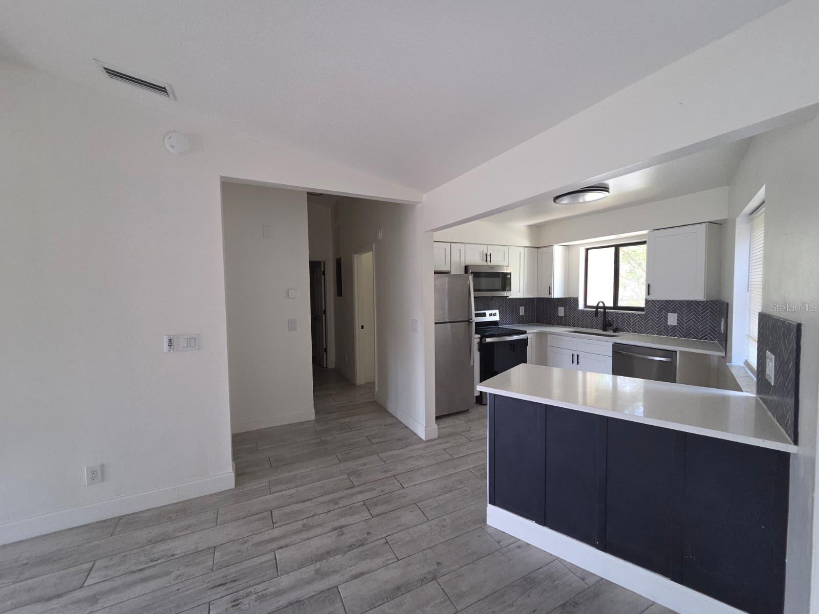 Image 3 of 16 For 1746 Foxhall Circle 1746