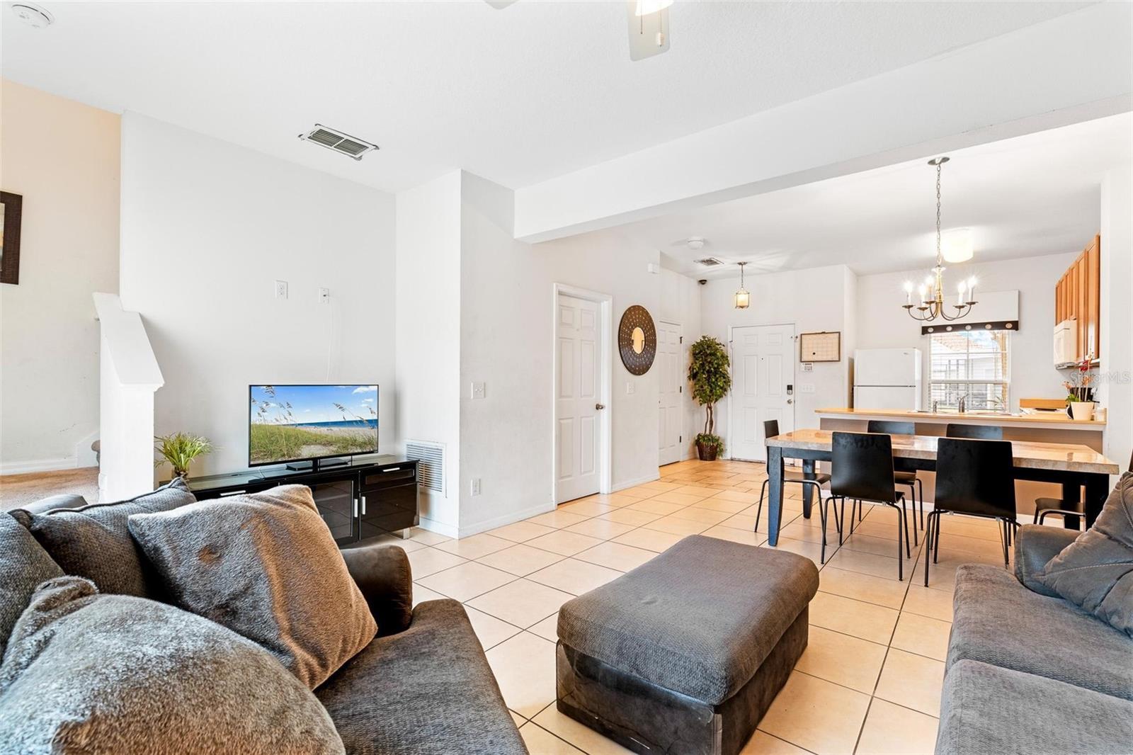 Image 12 of 35 For 4544 Alberto Circle