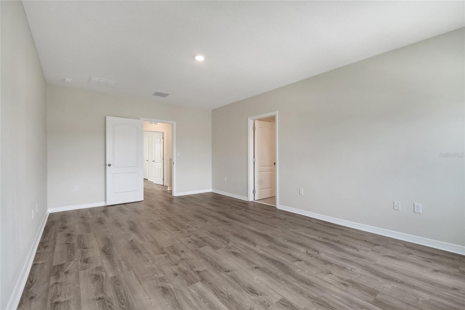Image 39 of 78 For 1024 Brooklet Drive