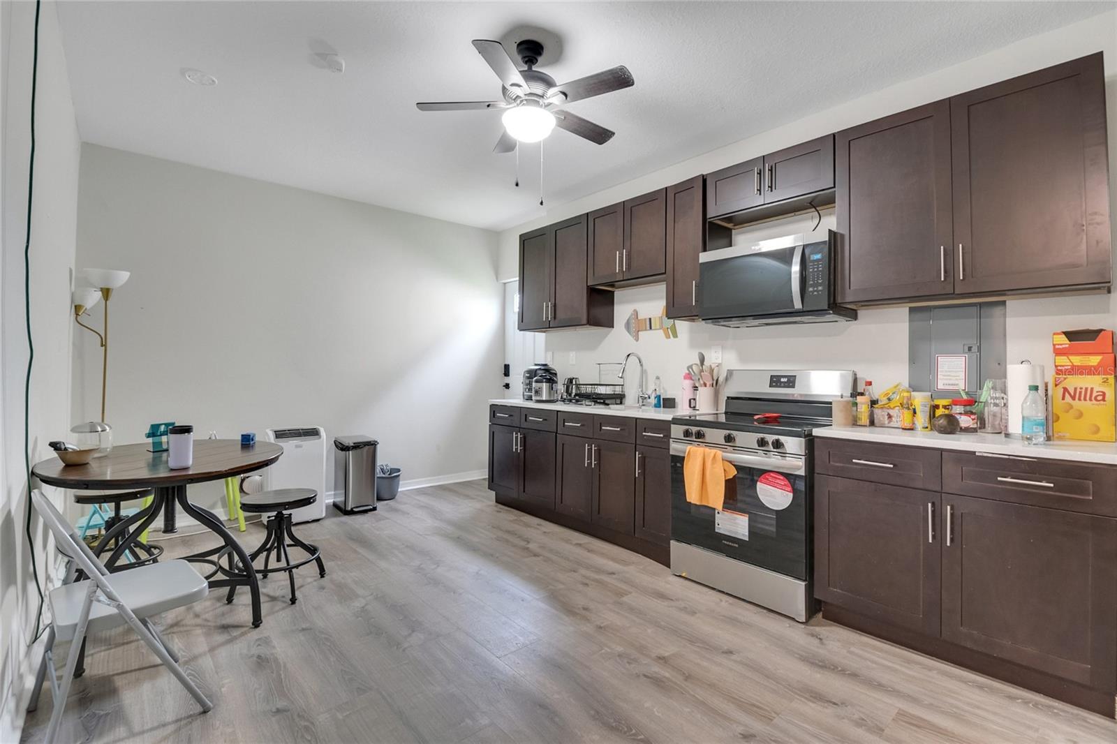 Image 7 of 78 For 1024 Brooklet Drive