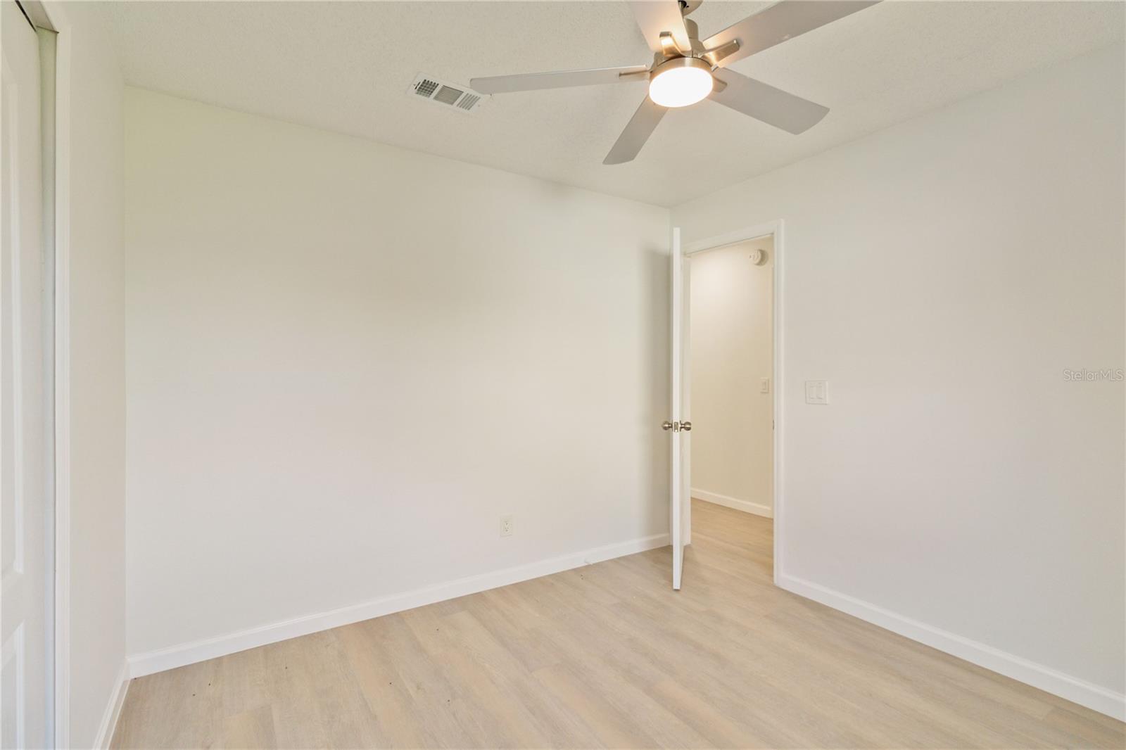 Image 29 of 41 For 371 Buttonwood Drive