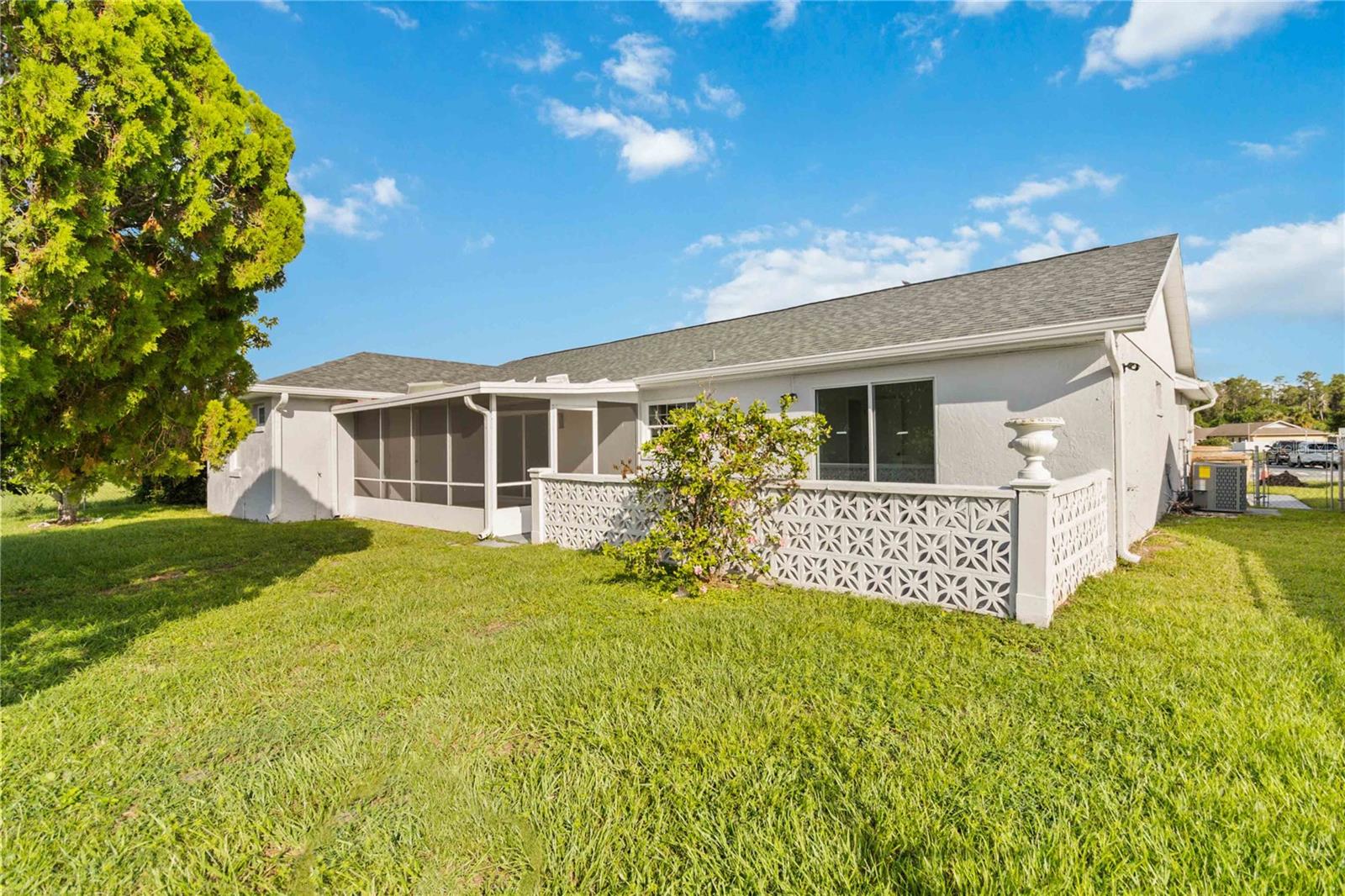 Image 40 of 41 For 371 Buttonwood Drive