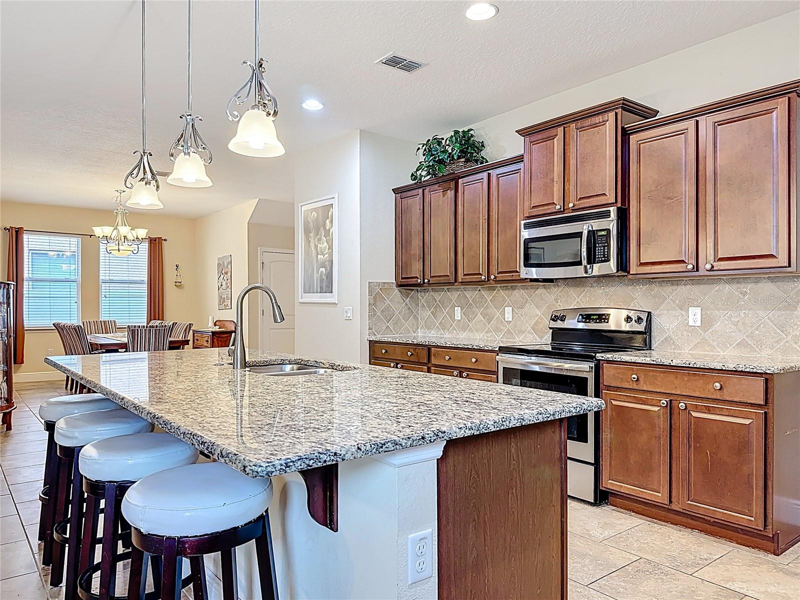 Image 11 of 43 For 1505 Caterpillar Street