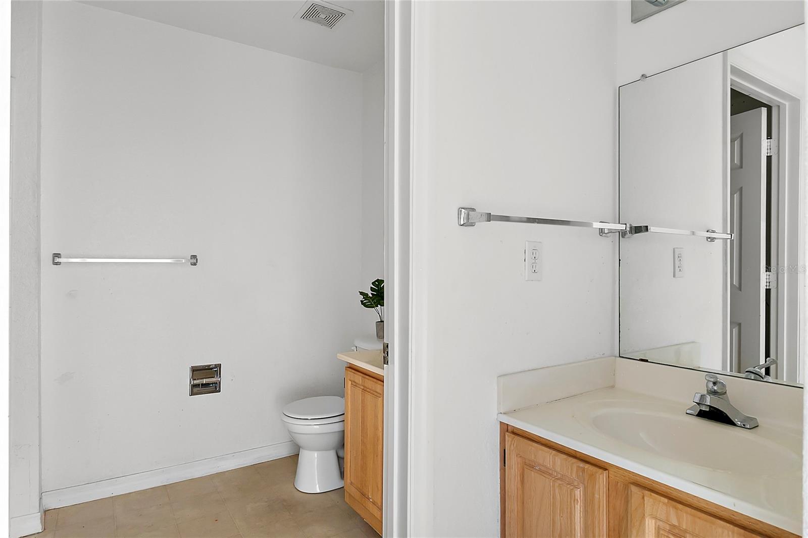 Image 11 of 21 For 2200 San Zanobi Drive 105