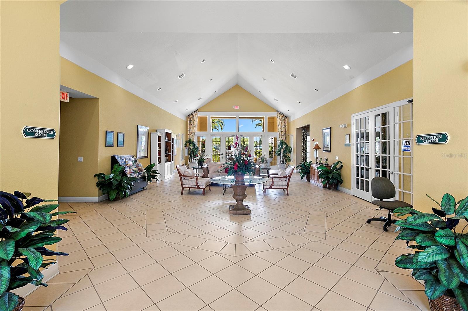 Image 17 of 21 For 2200 San Zanobi Drive 105