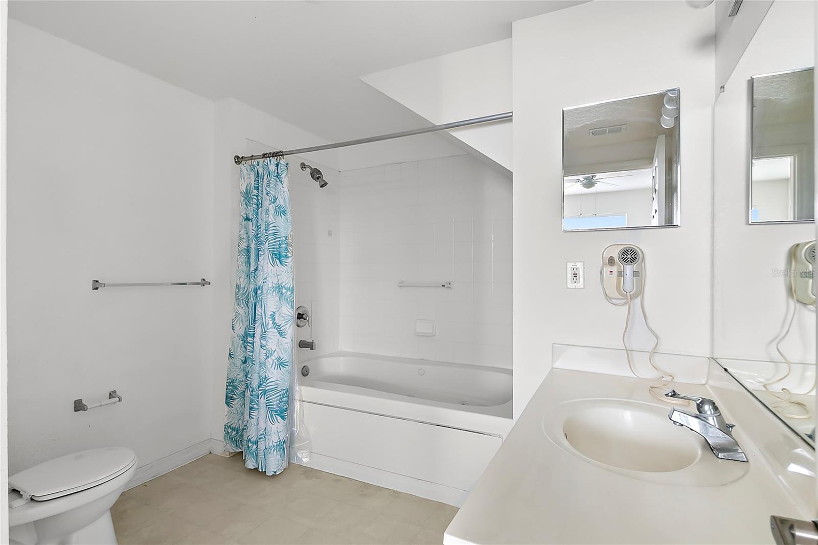 Image 8 of 21 For 2200 San Zanobi Drive 105