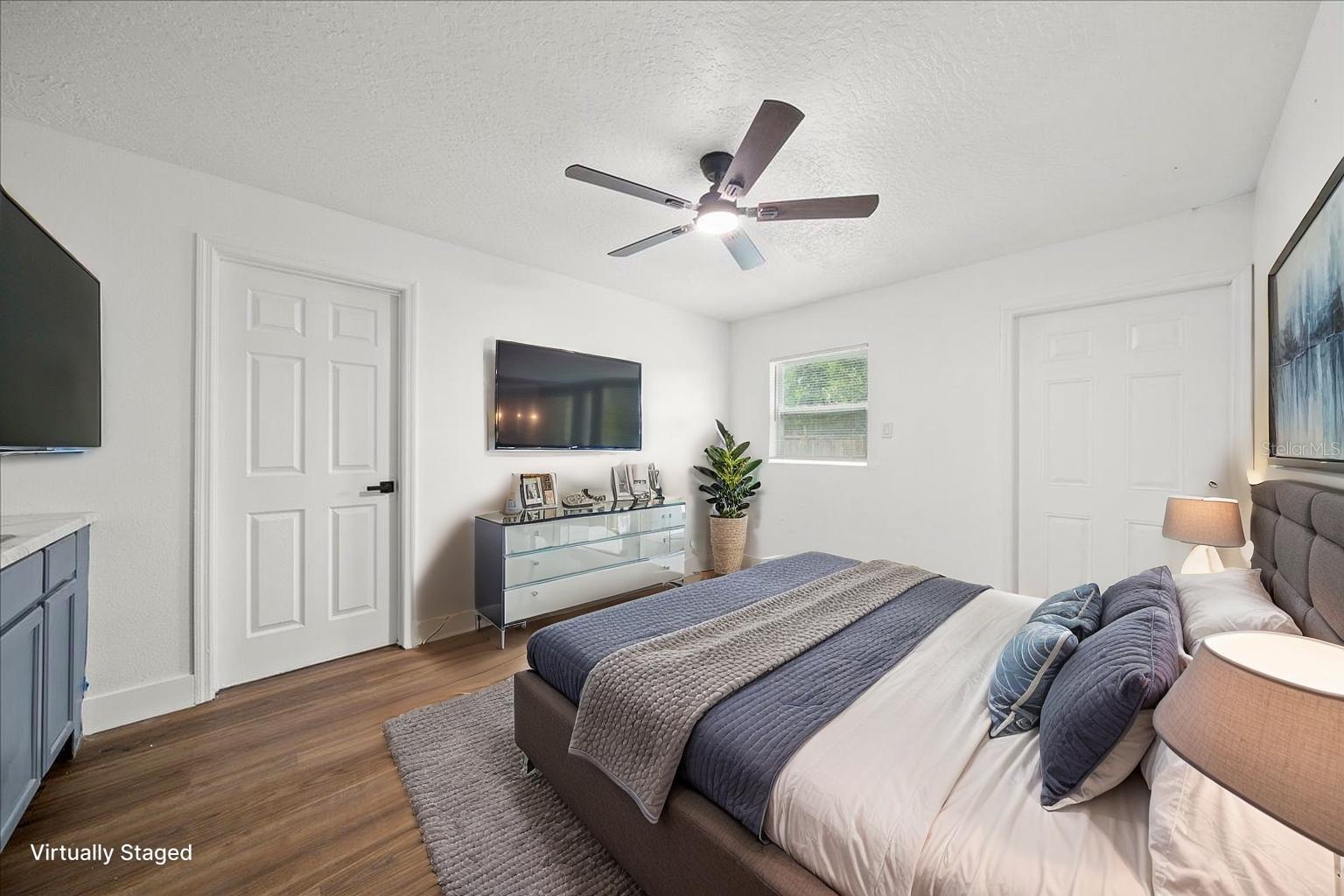 Image 12 of 18 For 1042 Alamanda Lane