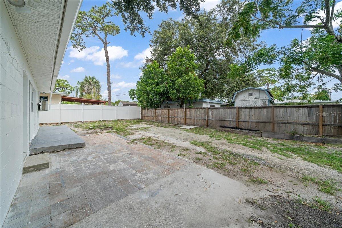 Image 18 of 18 For 1042 Alamanda Lane