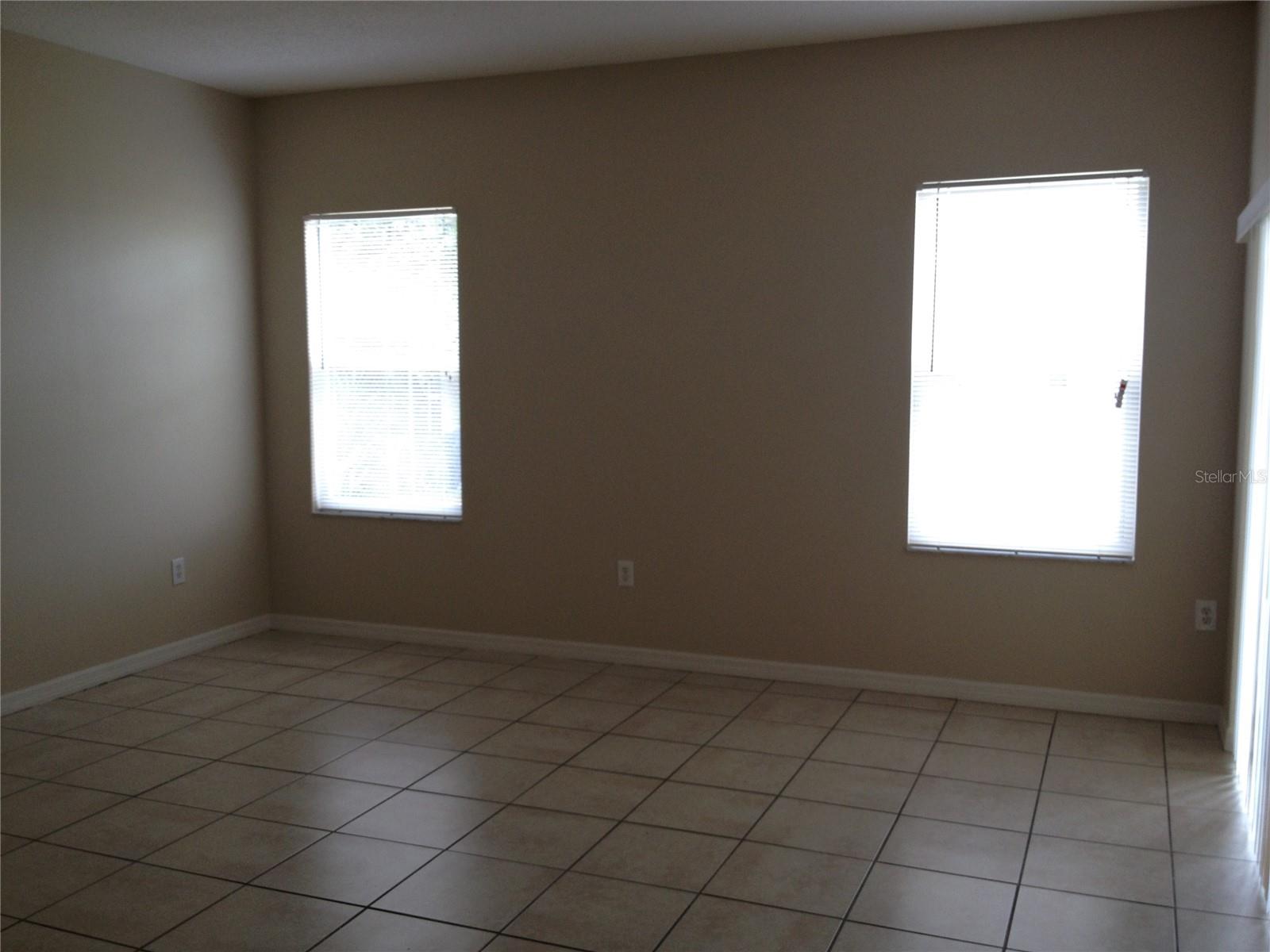 Image 8 of 11 For 76 Alicante Court