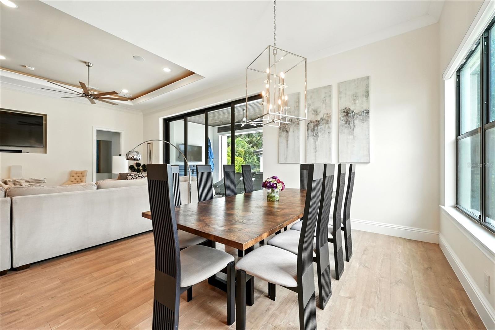 Image 11 of 90 For 8182 Valhalla Terrace