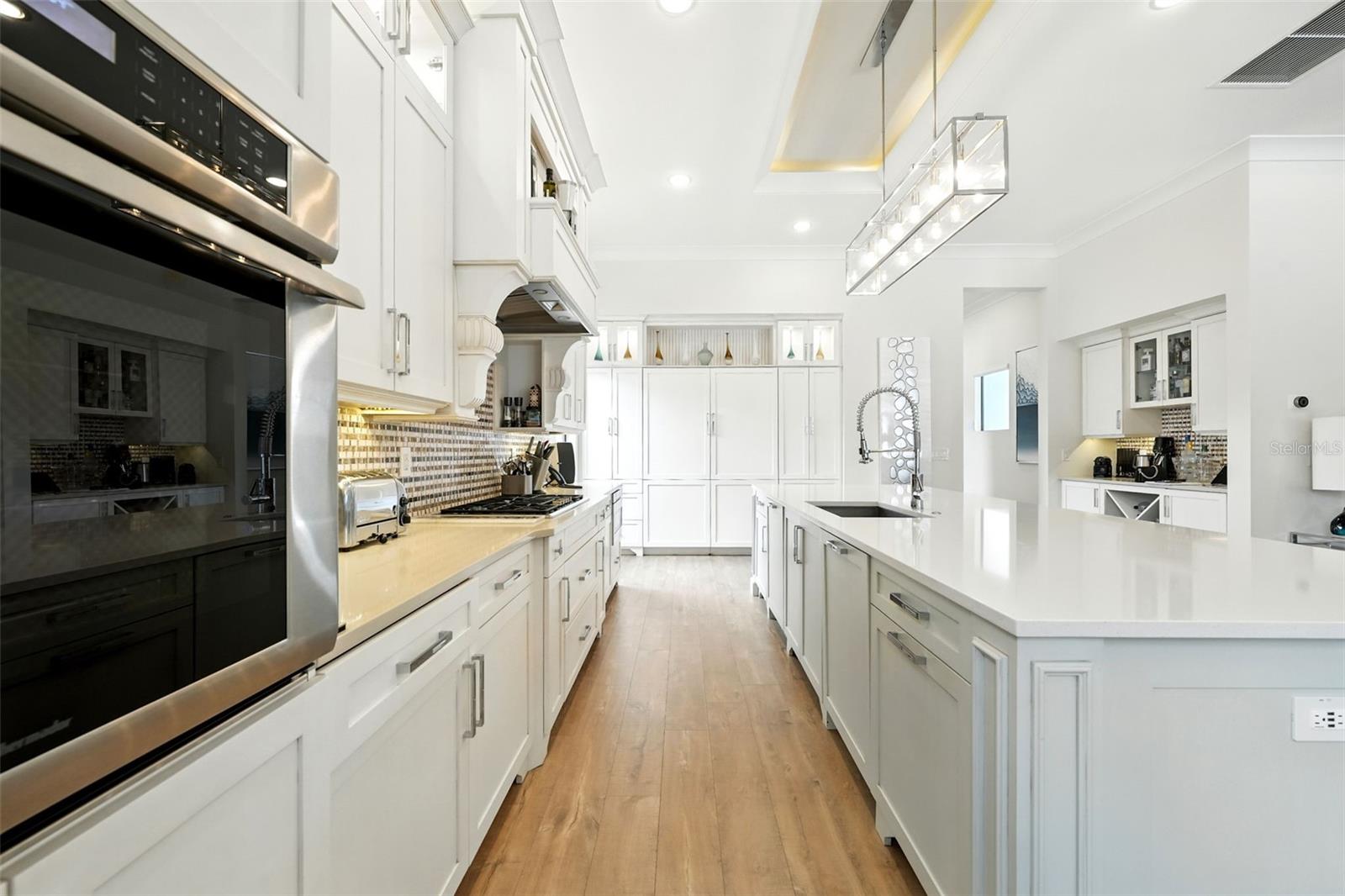 Image 15 of 90 For 8182 Valhalla Terrace