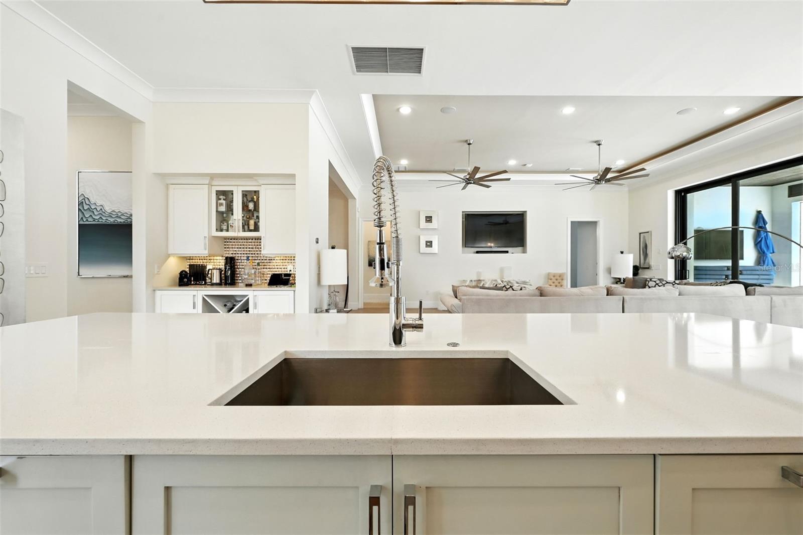 Image 21 of 90 For 8182 Valhalla Terrace