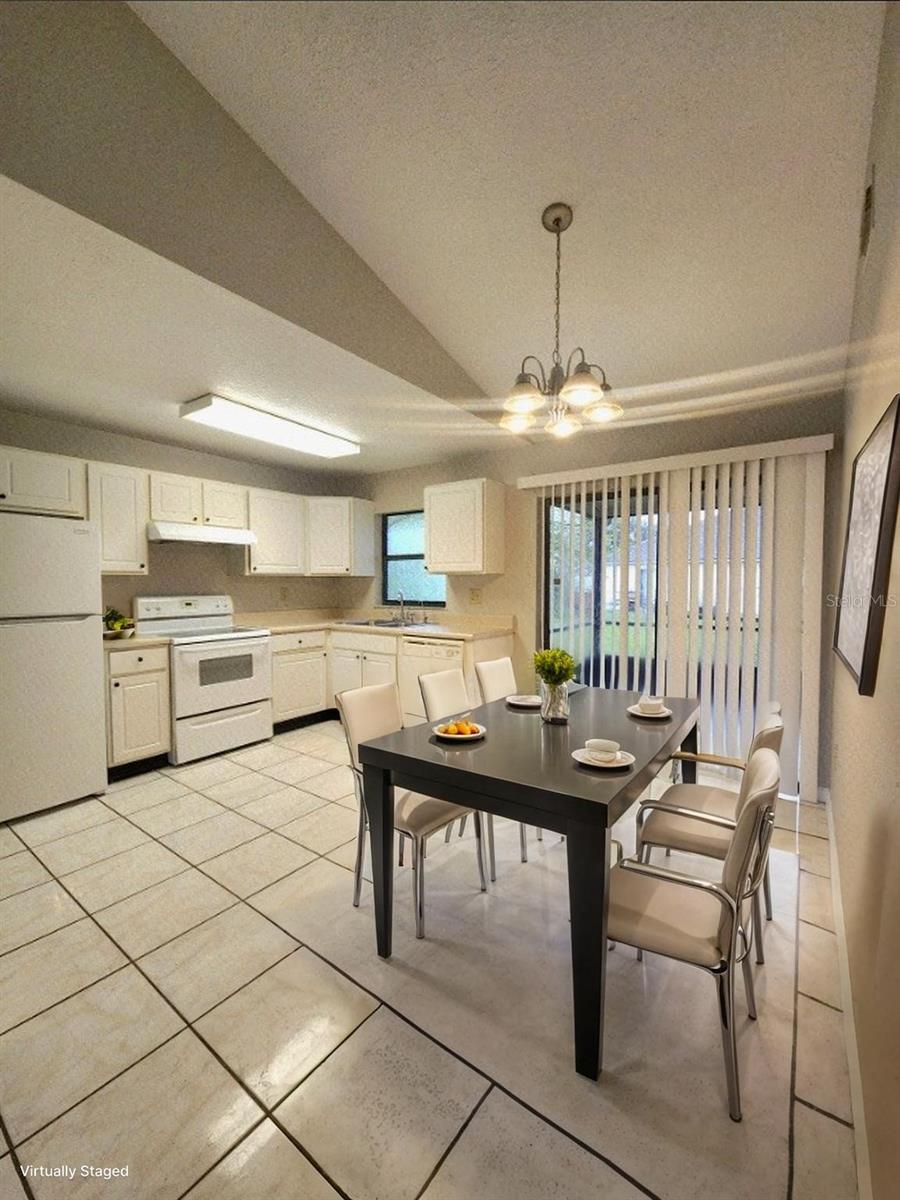 Image 4 of 19 For 779 Lucaya Drive