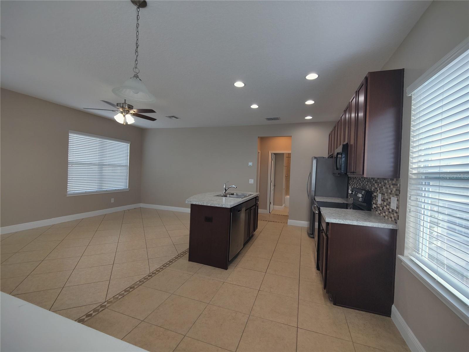Image 4 of 17 For 12989 Doisy Street
