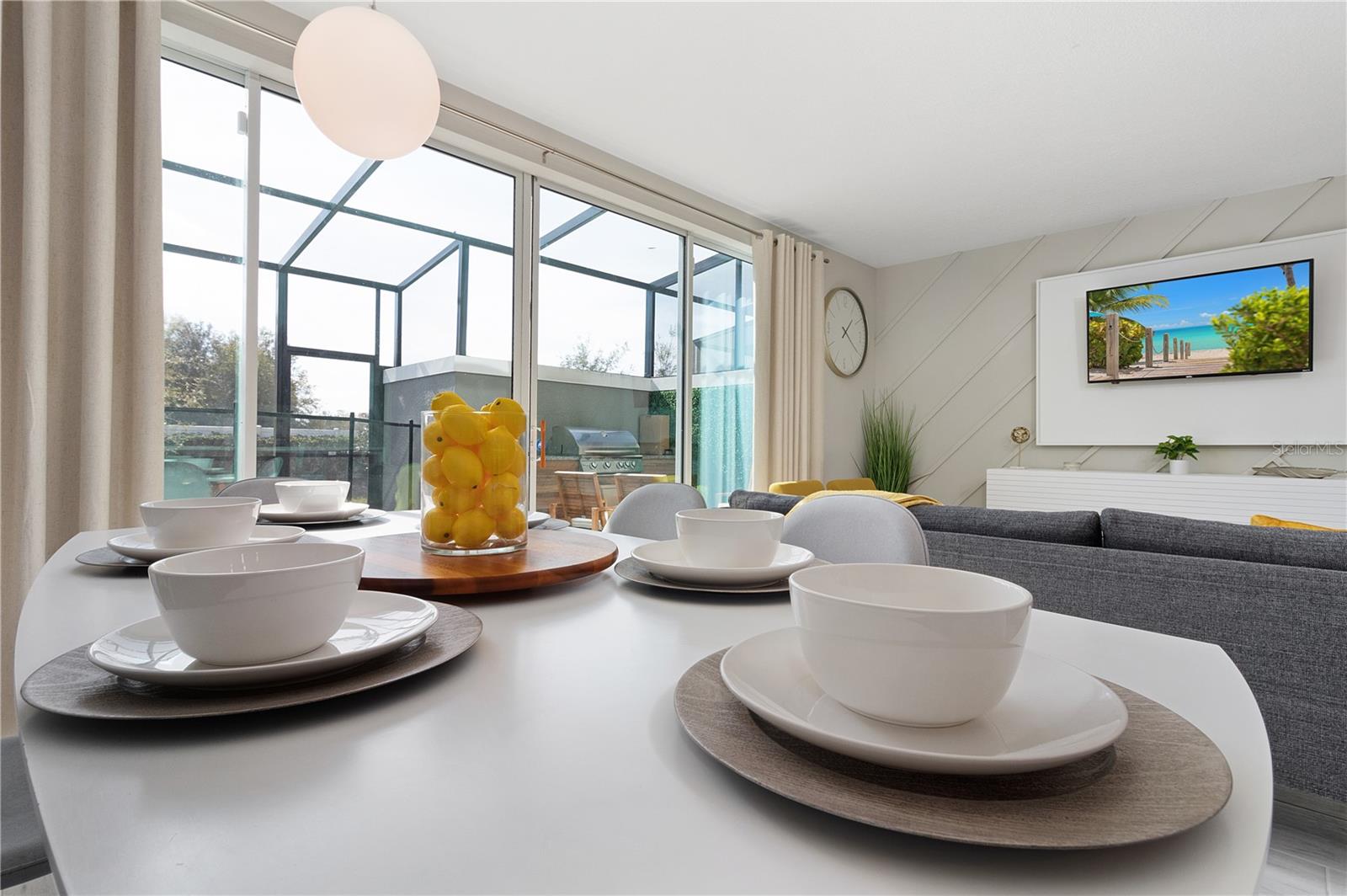 Image 13 of 35 For 4424 Le Reve Court