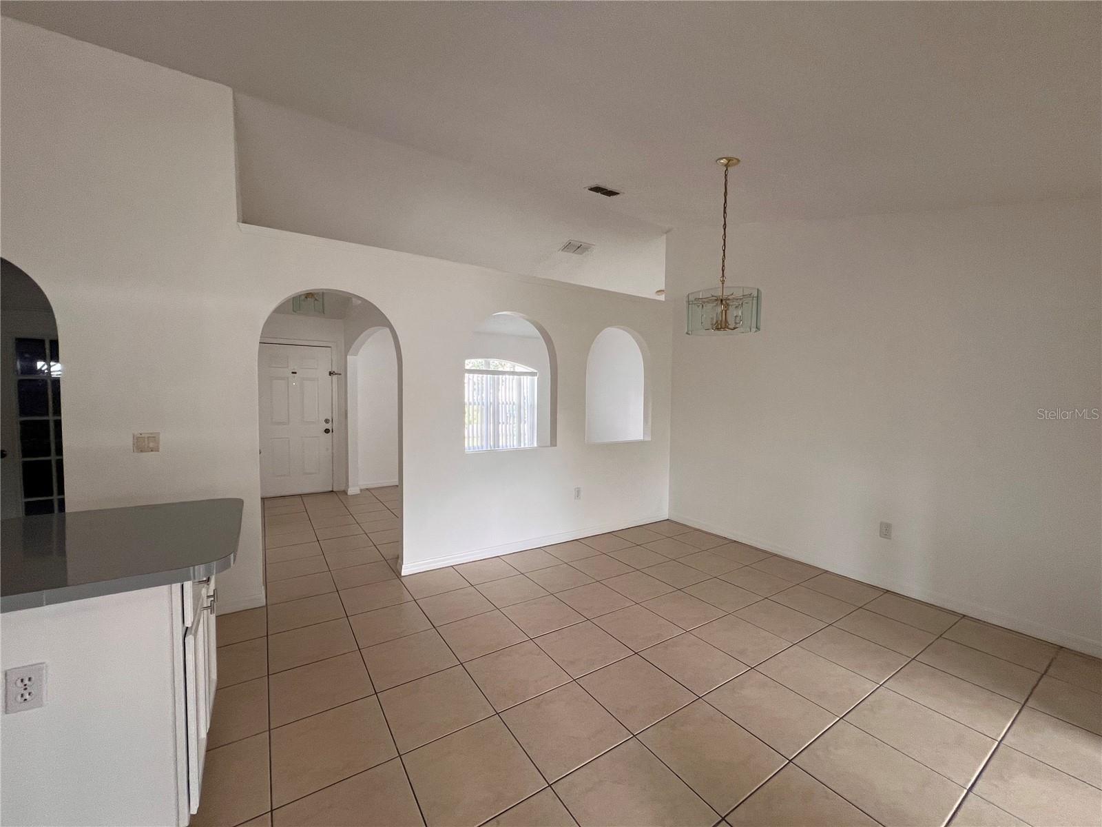 Image 13 of 25 For 2423 Morgan Point Boulevard