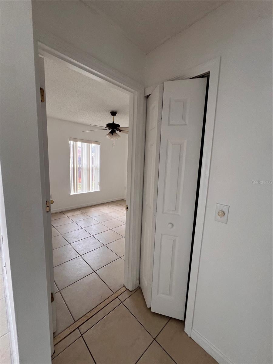 Image 18 of 25 For 2423 Morgan Point Boulevard