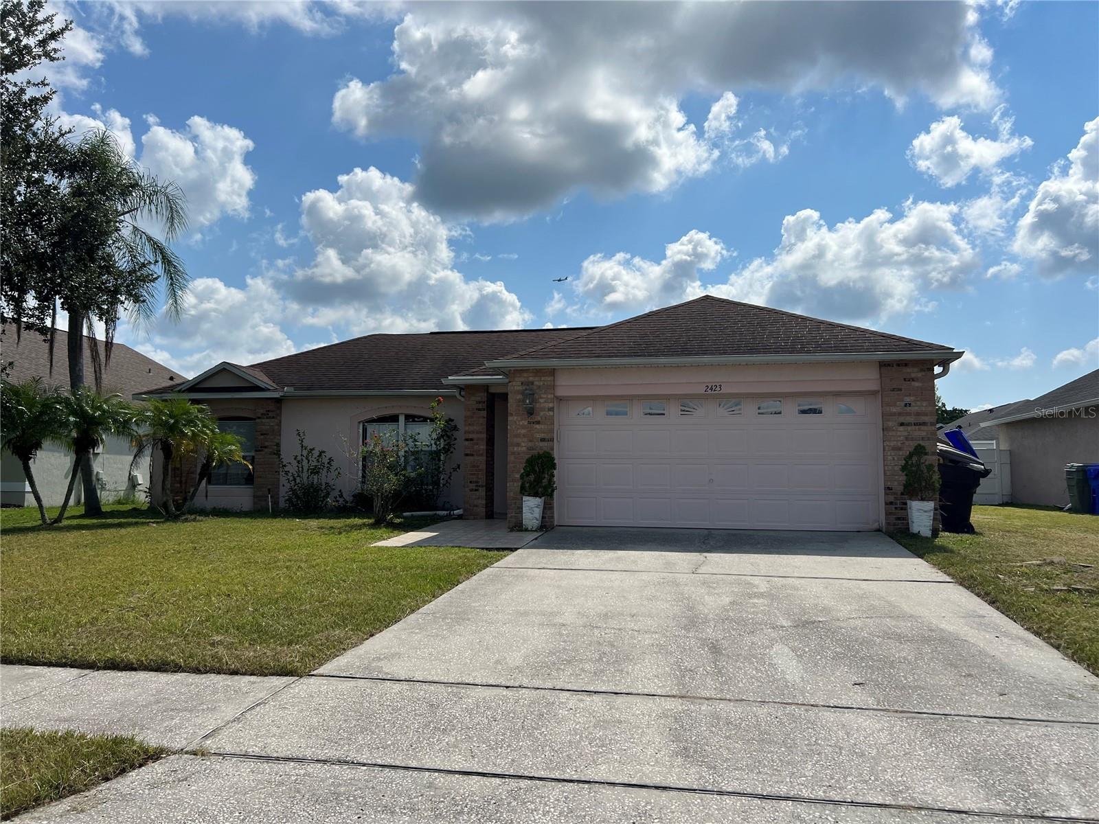 Image 3 of 25 For 2423 Morgan Point Boulevard