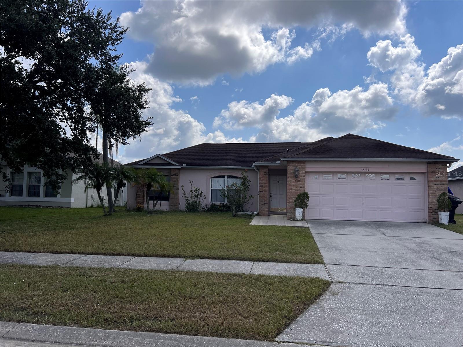 Image 4 of 25 For 2423 Morgan Point Boulevard