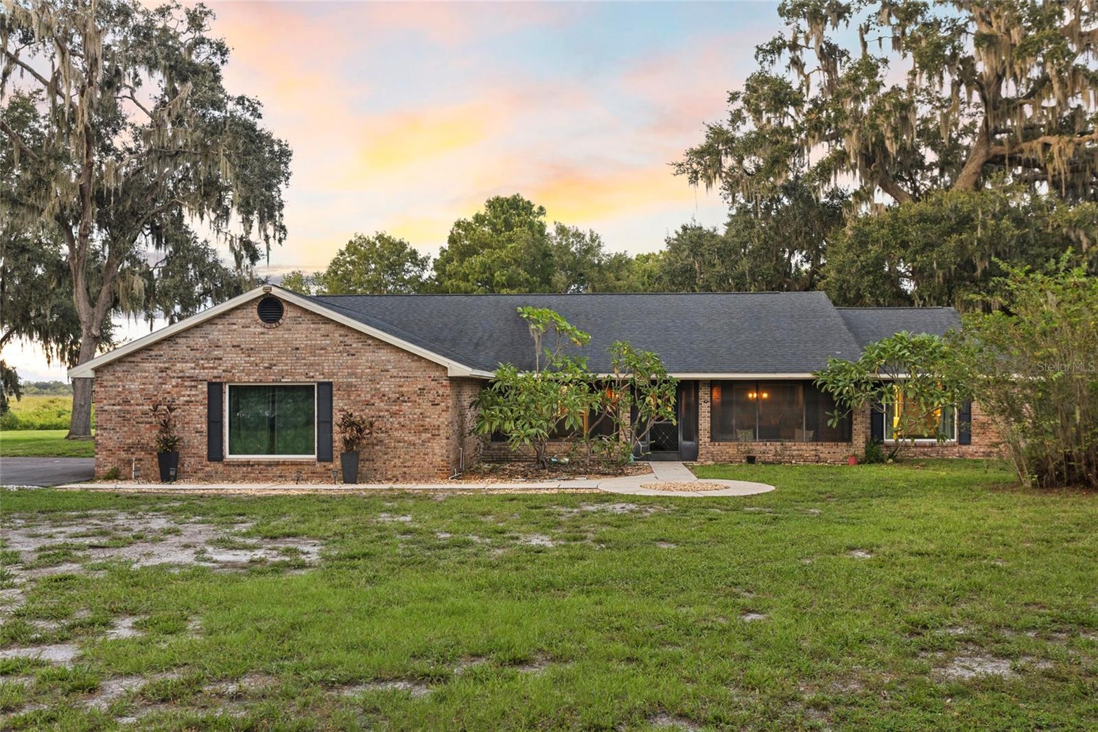Image 2 of 48 For 1600 10th Street