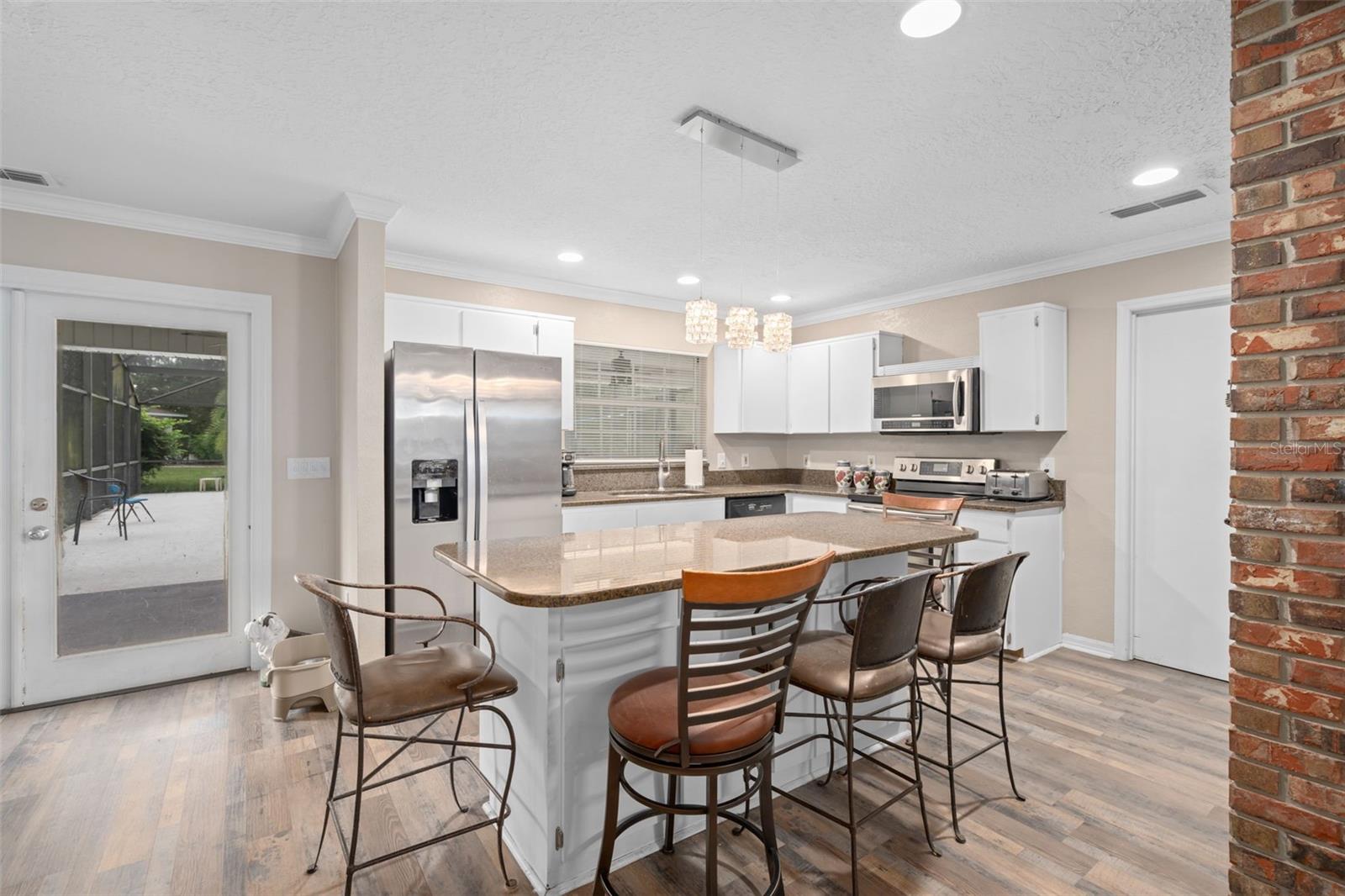 Image 15 of 57 For 32122 Hickory Lane