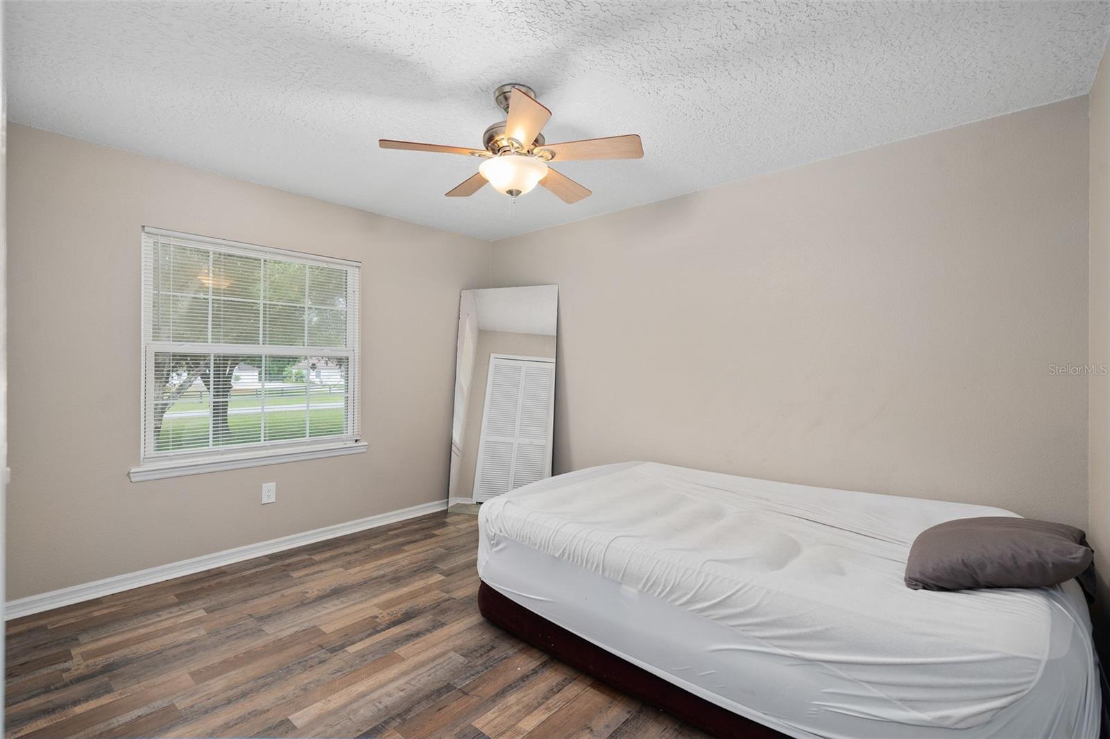 Image 20 of 57 For 32122 Hickory Lane