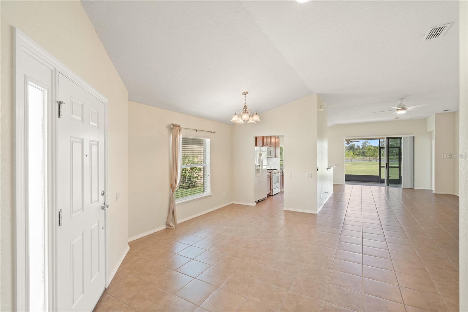 Image 11 of 45 For 418 Del Sol Avenue