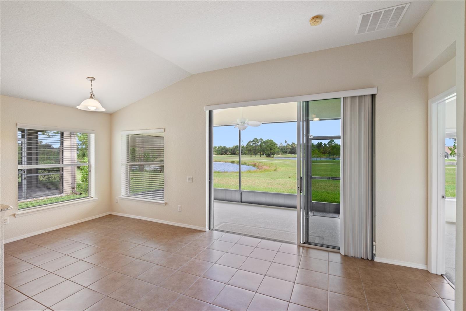 Image 15 of 45 For 418 Del Sol Avenue