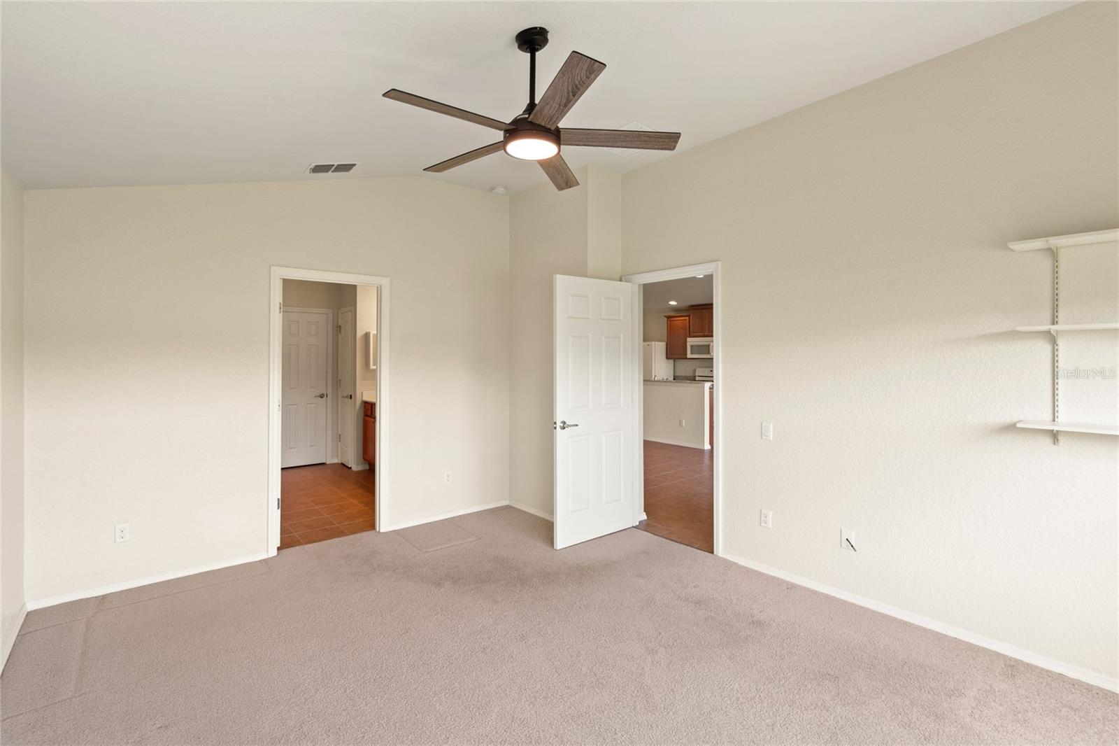 Image 22 of 45 For 418 Del Sol Avenue
