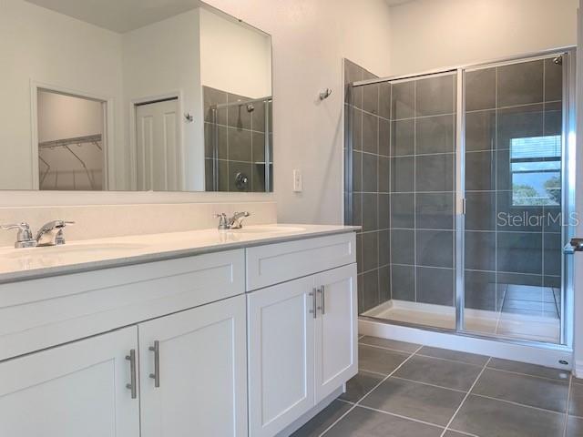 Image 26 of 37 For 668 Grove Street