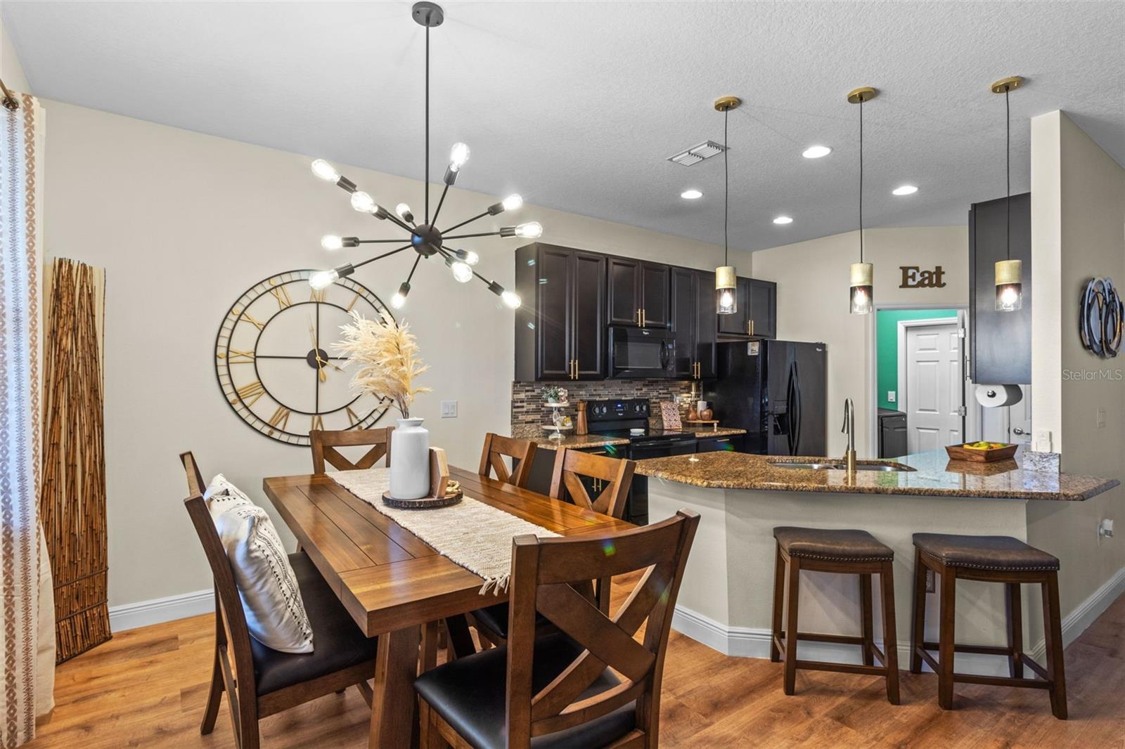 Image 12 of 52 For 756 Star Magnolia Drive