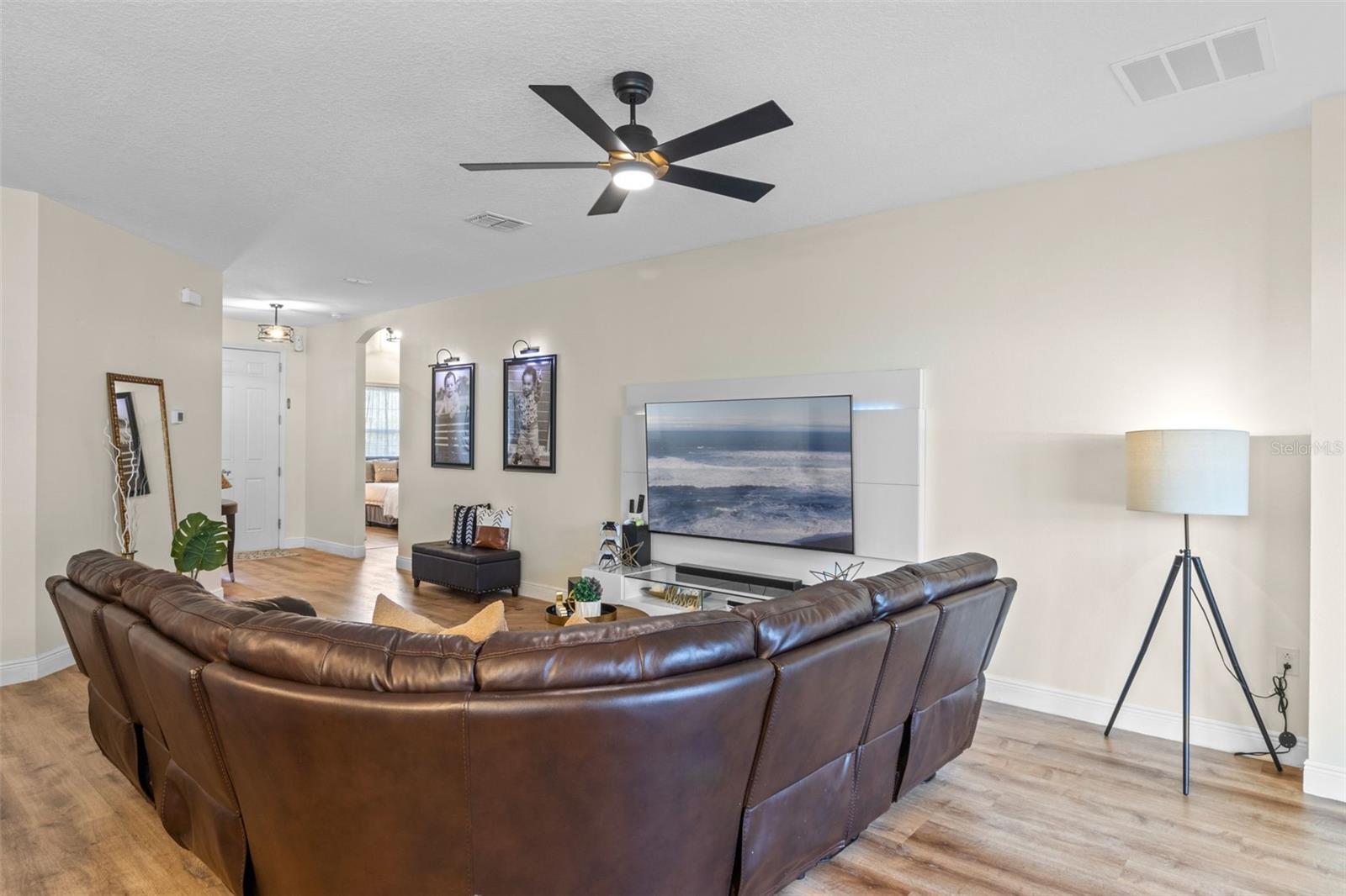 Image 15 of 52 For 756 Star Magnolia Drive