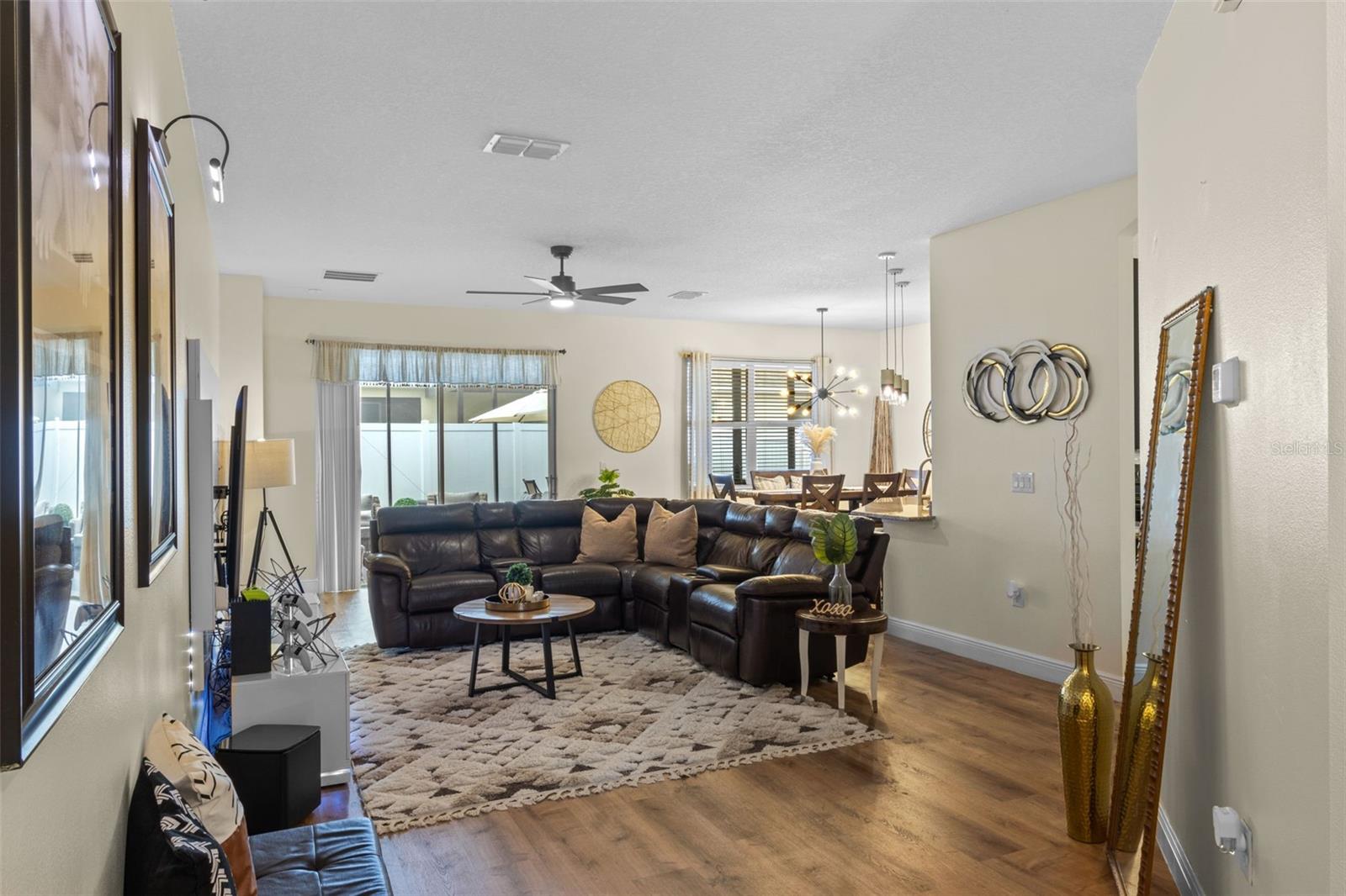 Image 19 of 52 For 756 Star Magnolia Drive
