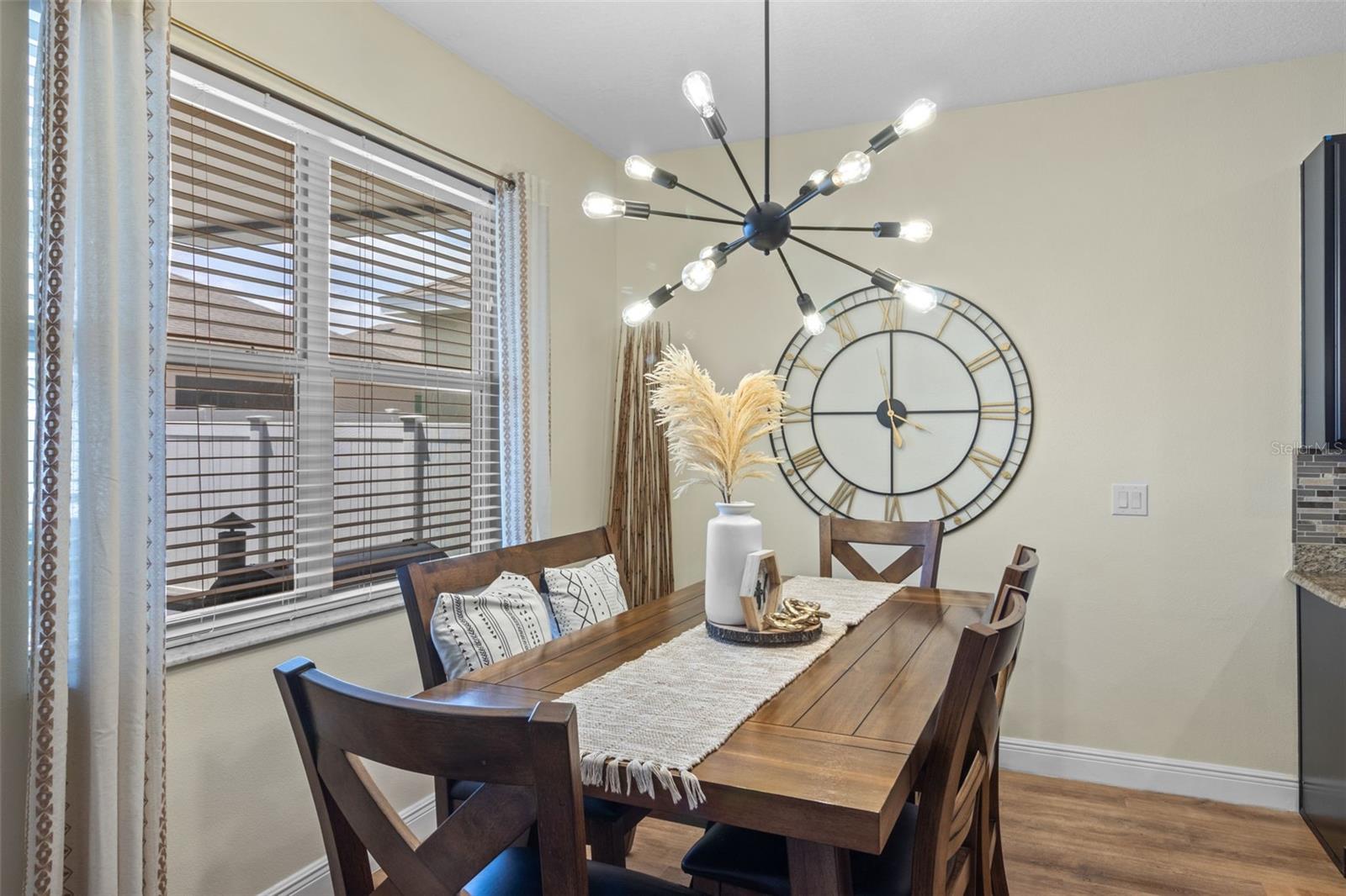 Image 9 of 52 For 756 Star Magnolia Drive