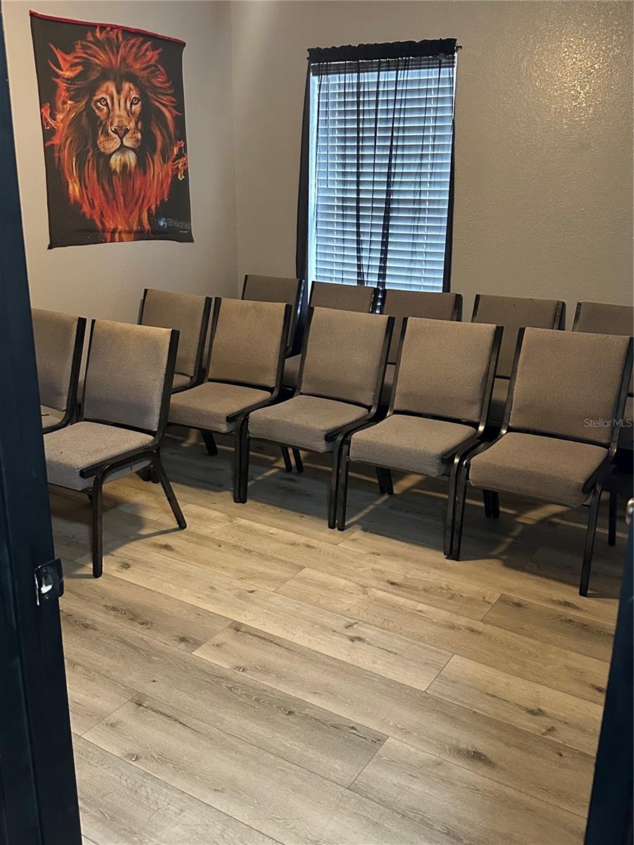 Image 30 of 44 For 11800 State Road 60 E