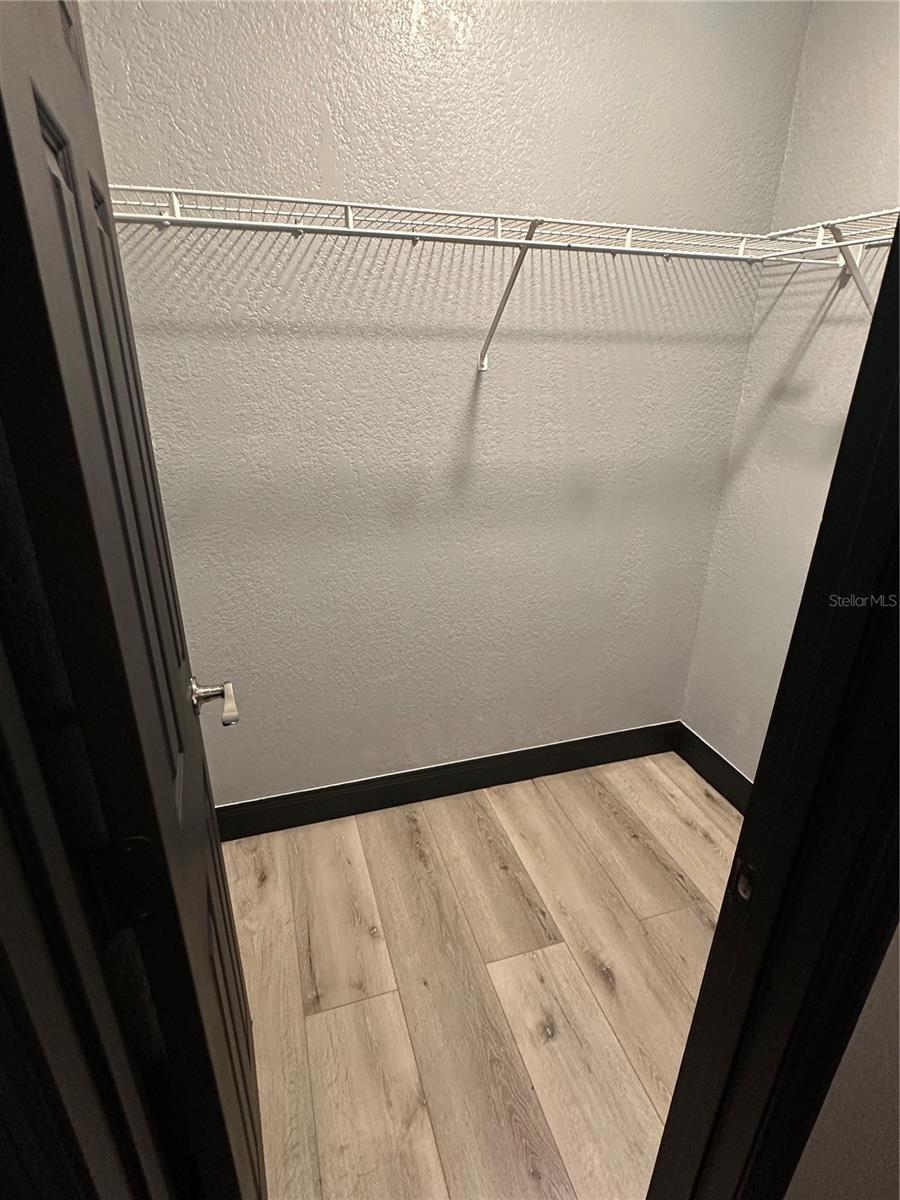 Image 33 of 44 For 11800 State Road 60 E