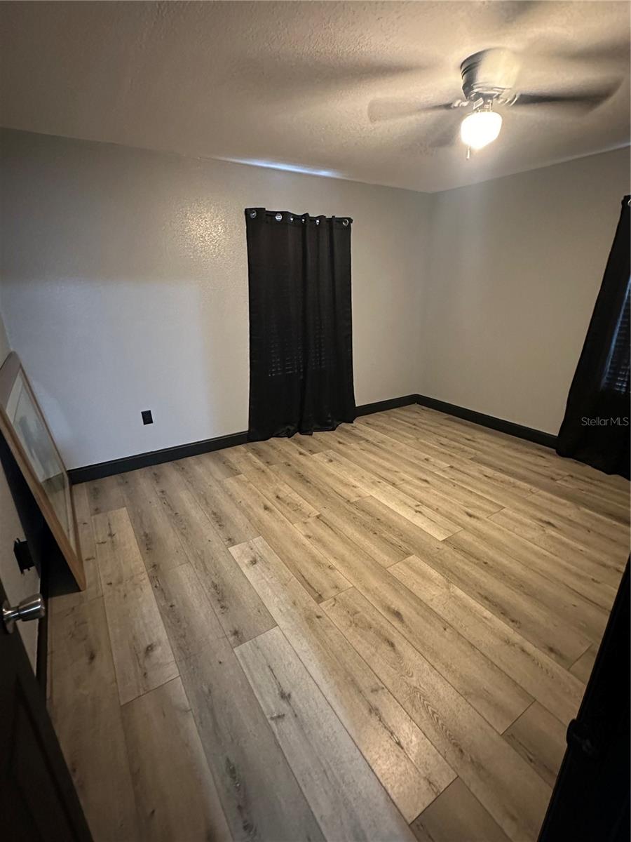 Image 36 of 44 For 11800 State Road 60 E