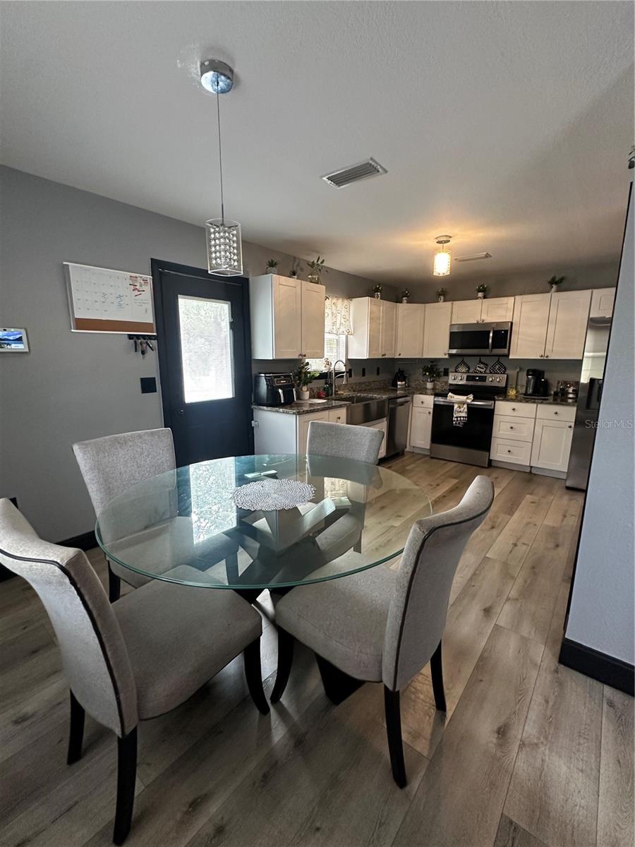 Image 40 of 44 For 11800 State Road 60 E