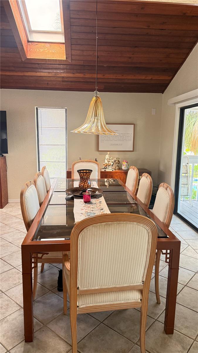 Image 10 of 59 For 3104 Maritana Drive