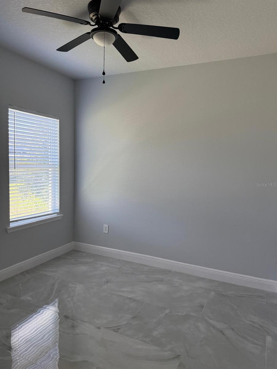 Image 15 of 18 For 373 Amberjack Court