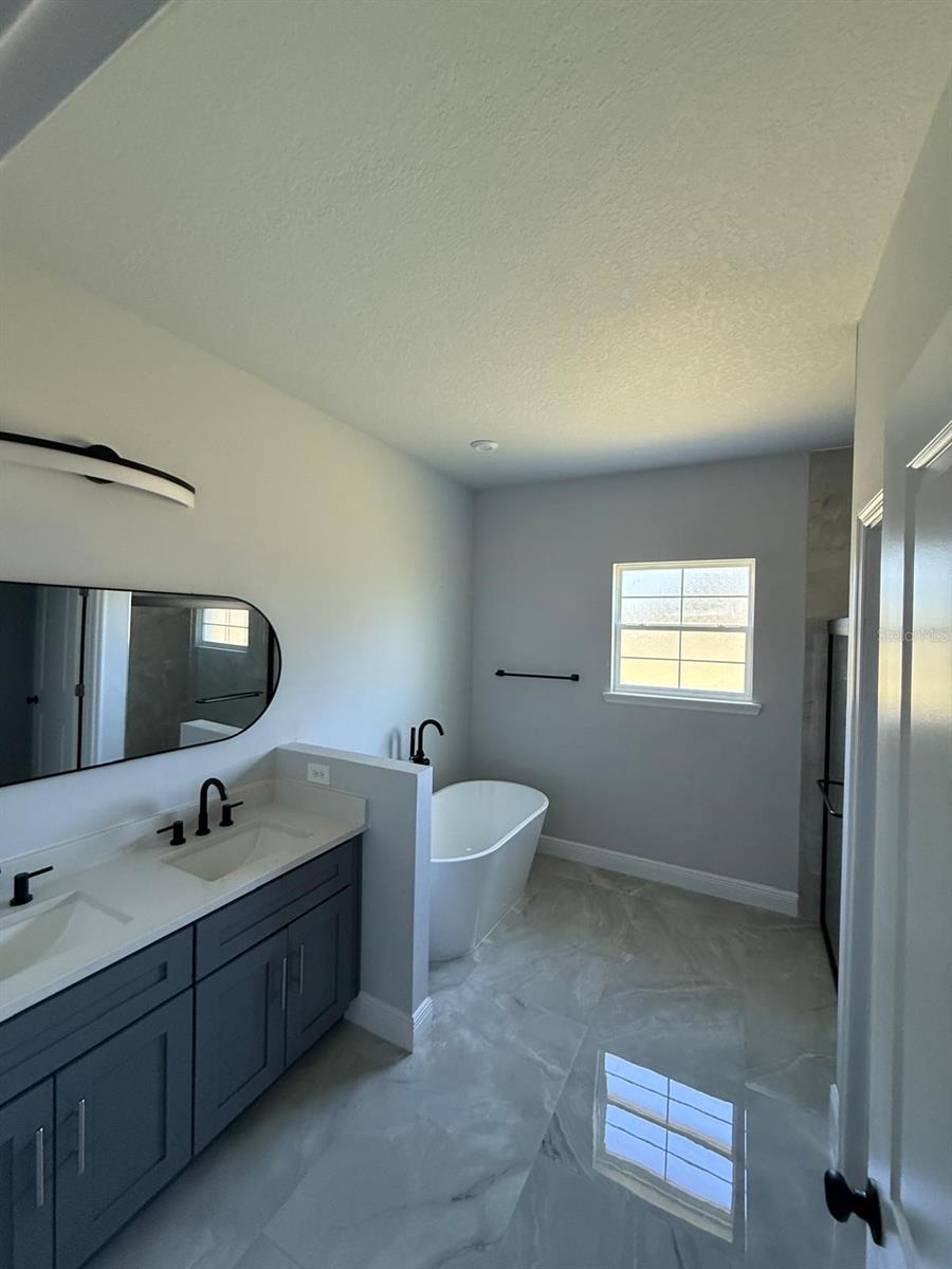 Image 9 of 18 For 373 Amberjack Court