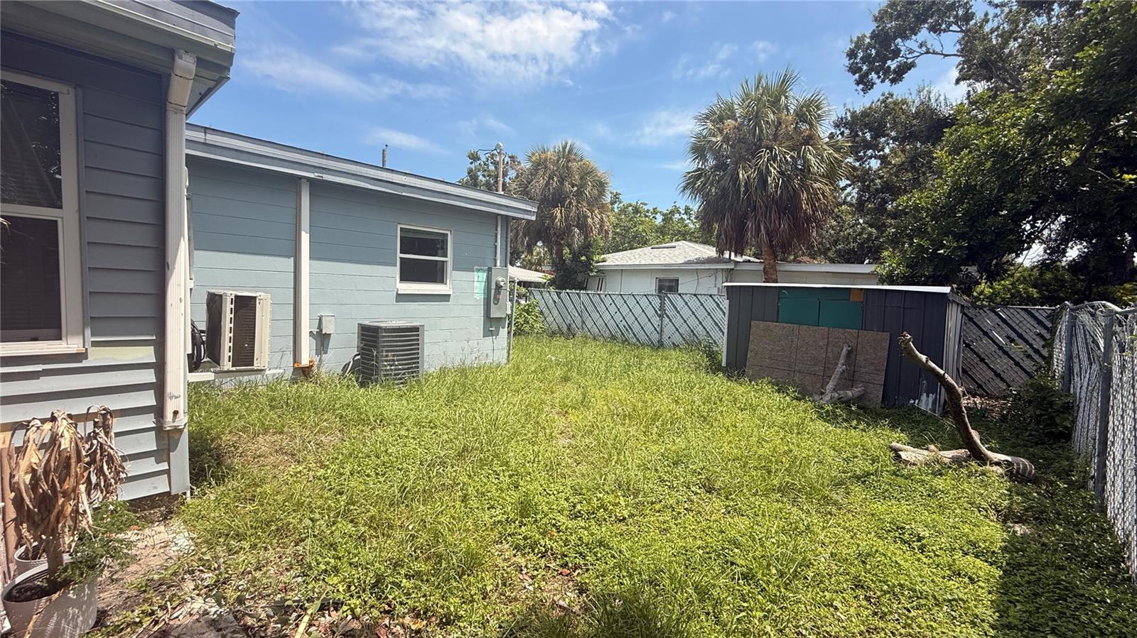 Image 16 of 20 For 10530 Lake Drive