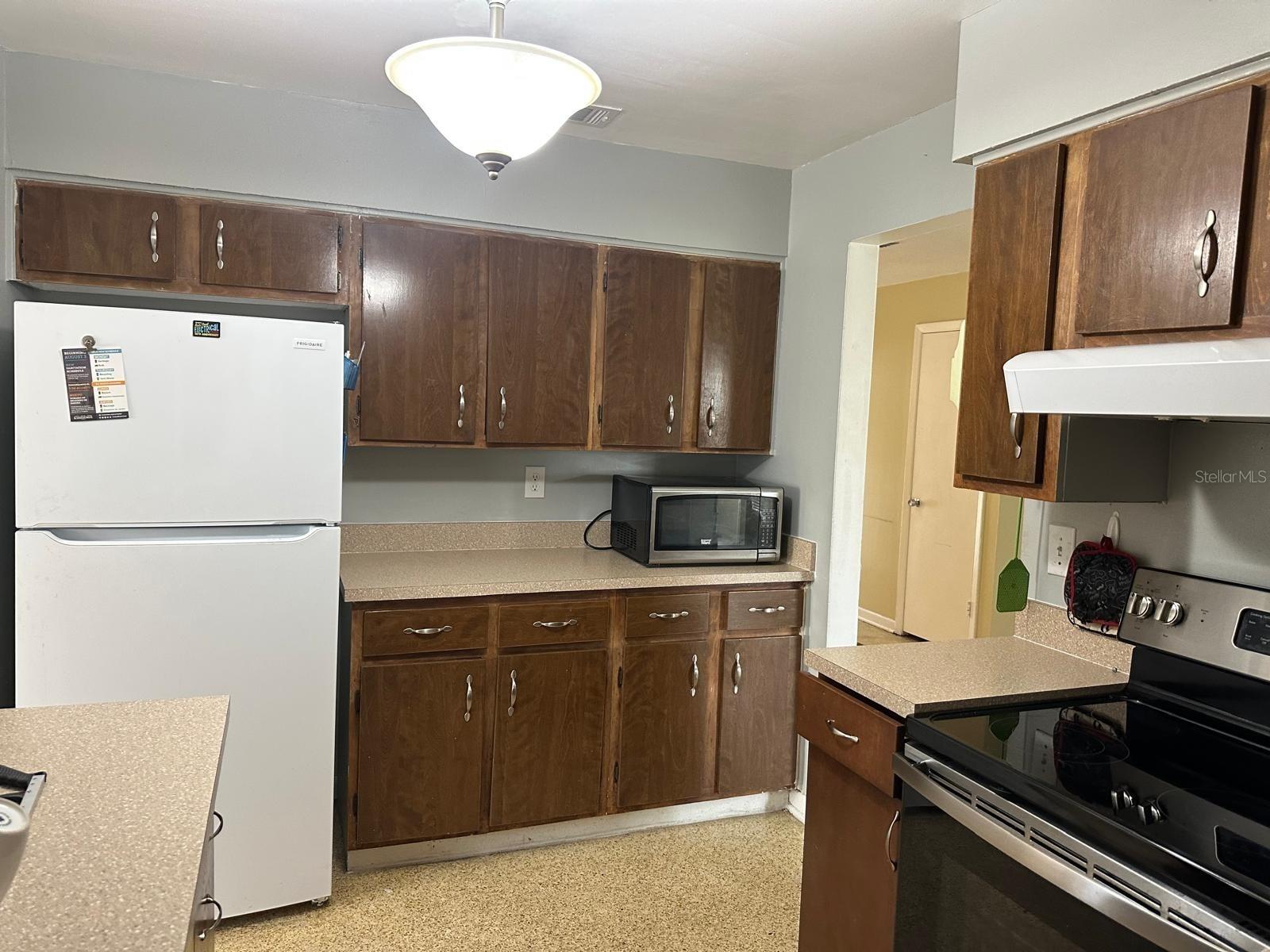 Image 15 of 19 For 707 Thacker Avenue